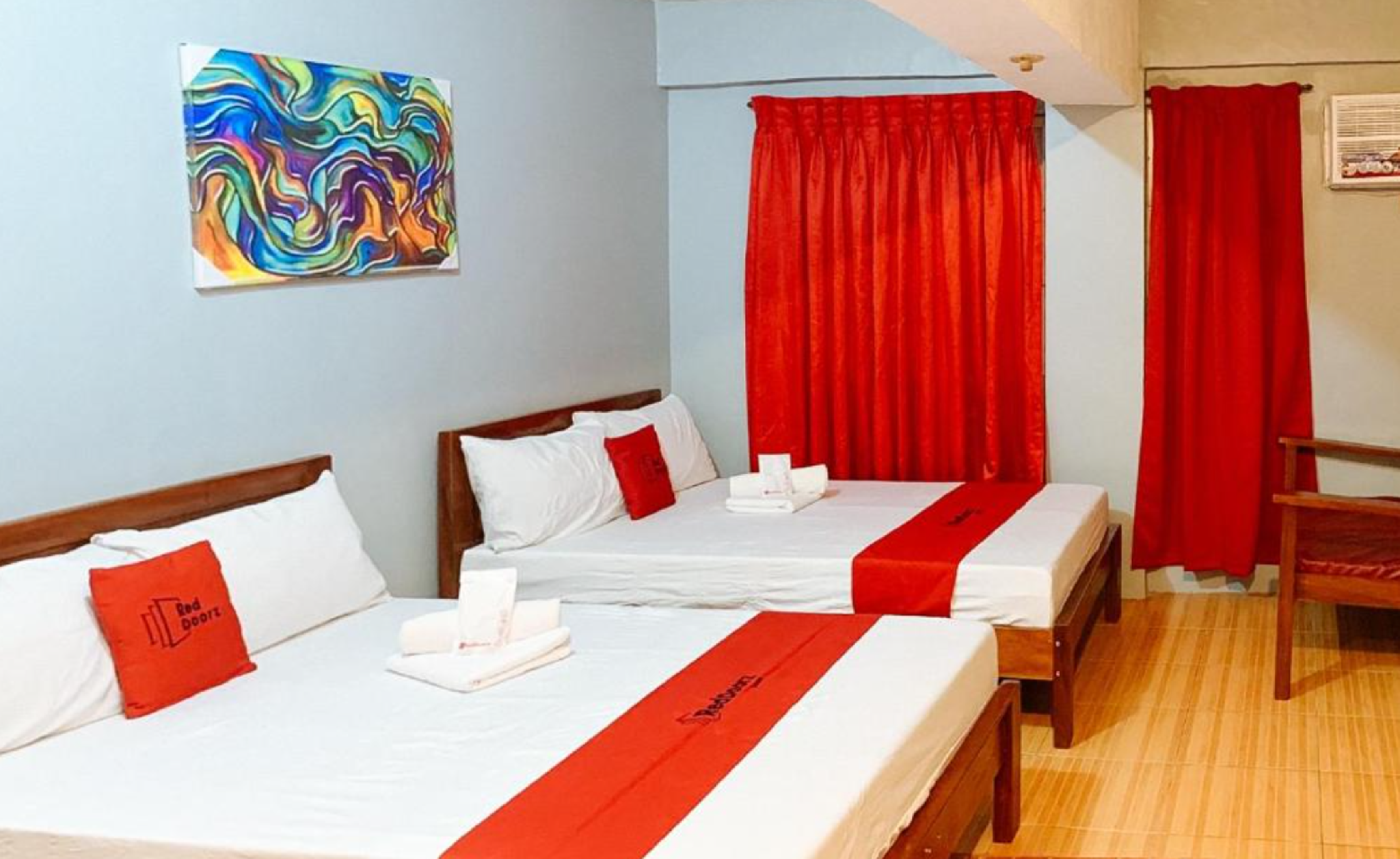 Deluxe Queen Room