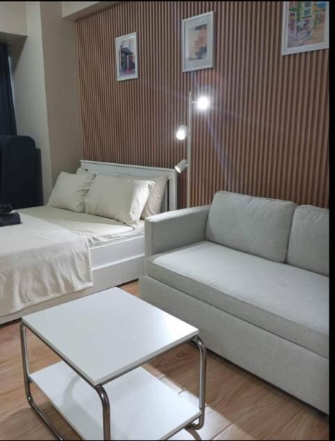 Studio with Balcony