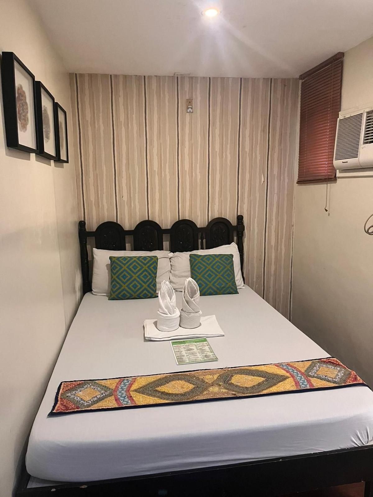 Courtyard Hotel Superior Double Air Conditioning