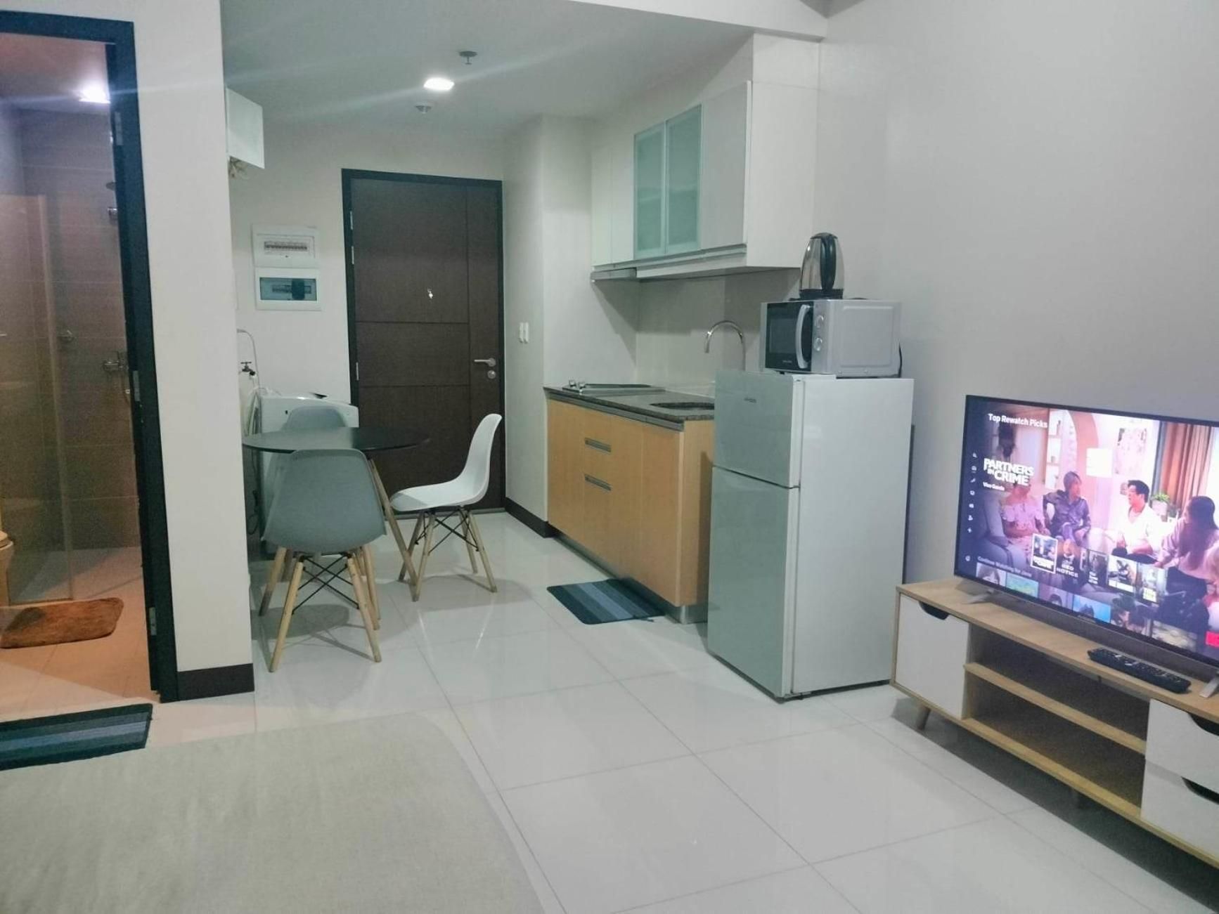 101 Newport Boulevard West Wing Pasay City Studio