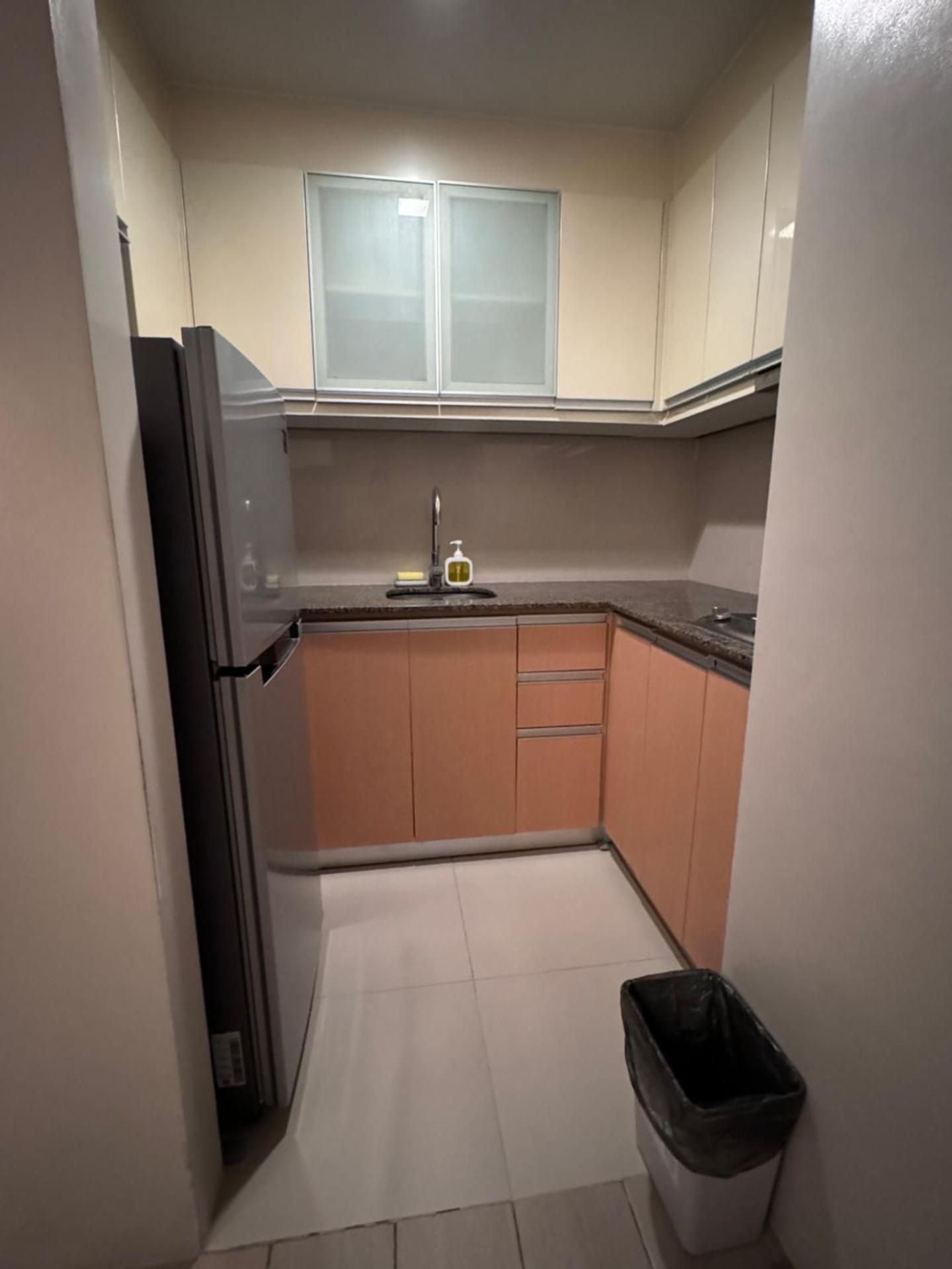 Studio Apartment with King Bed