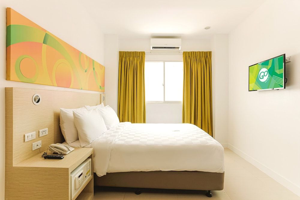 Queen Room