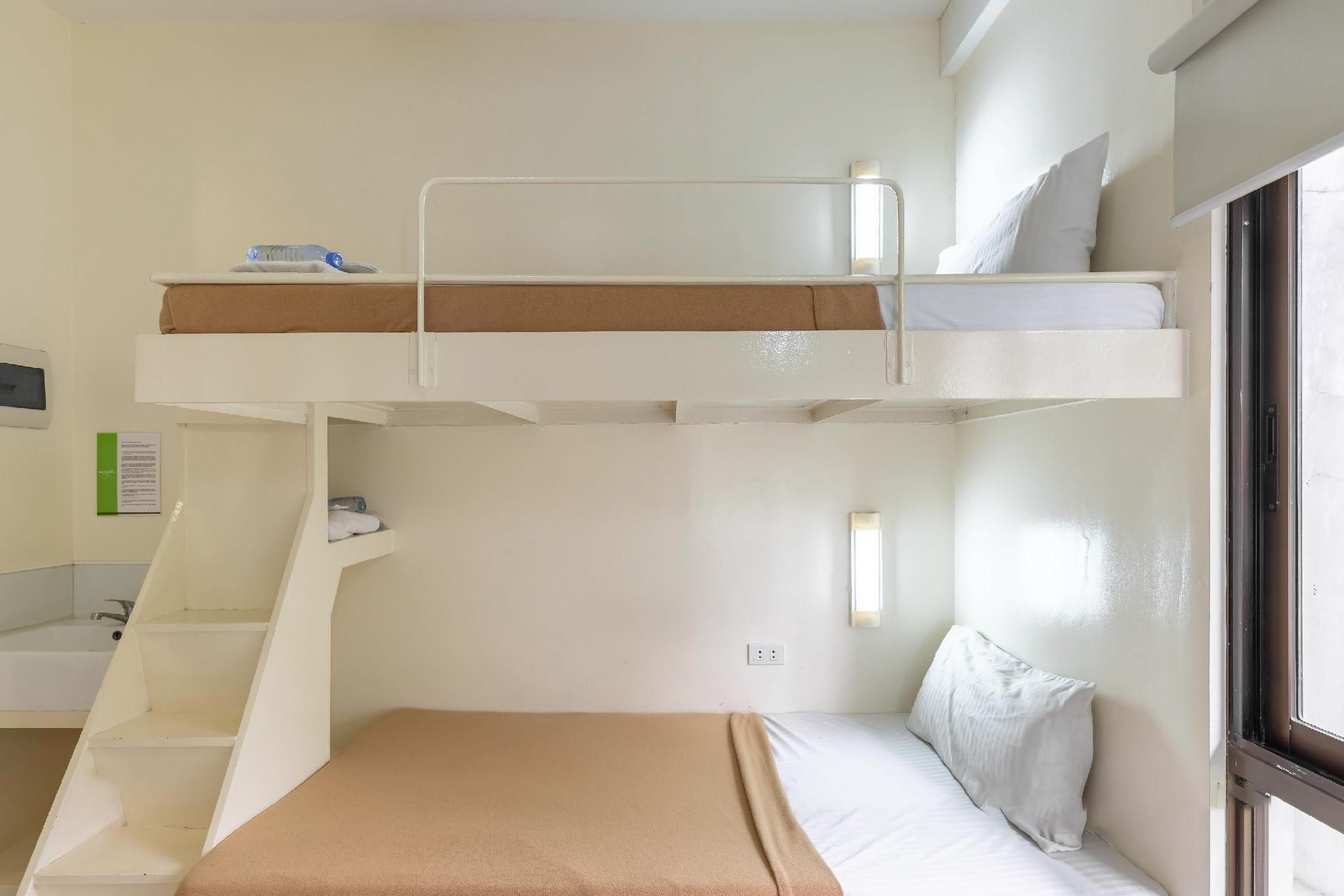 Bunk Bed in 4-Bed Mixed Dormitory Room