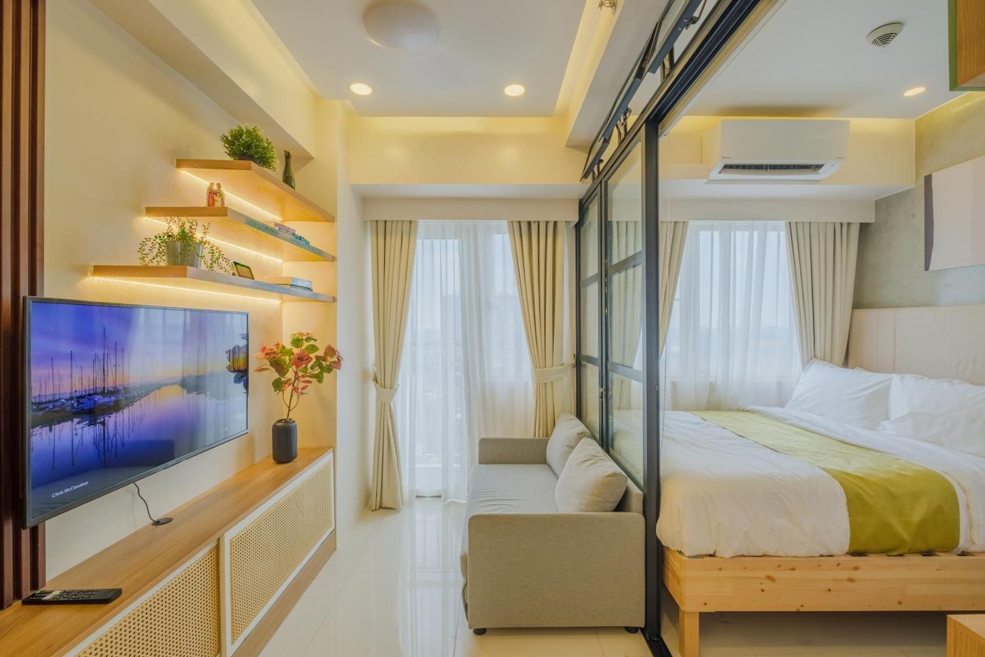 One-Bedroom Apartment with Balcony and City View