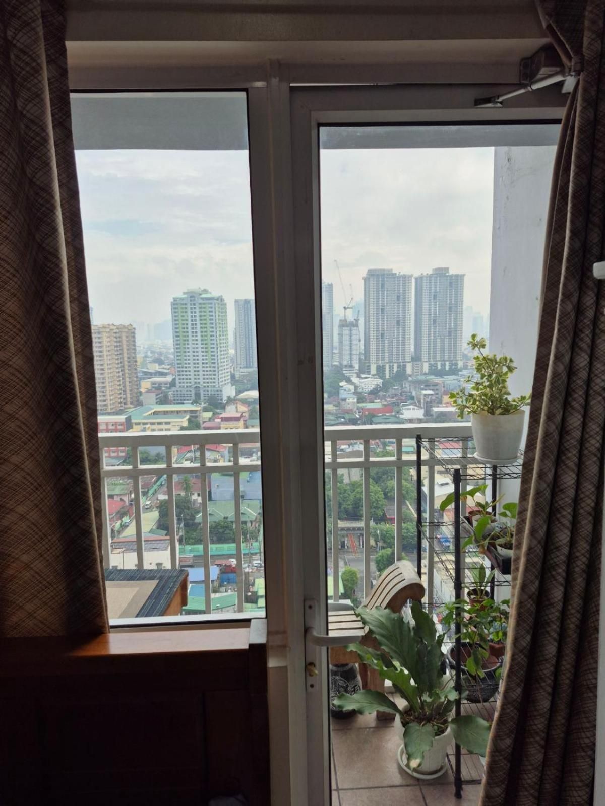 Studio with Balcony