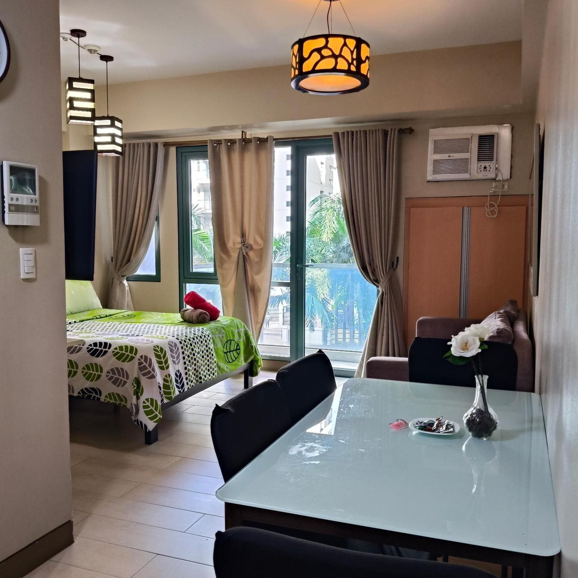Queen Room with Balcony