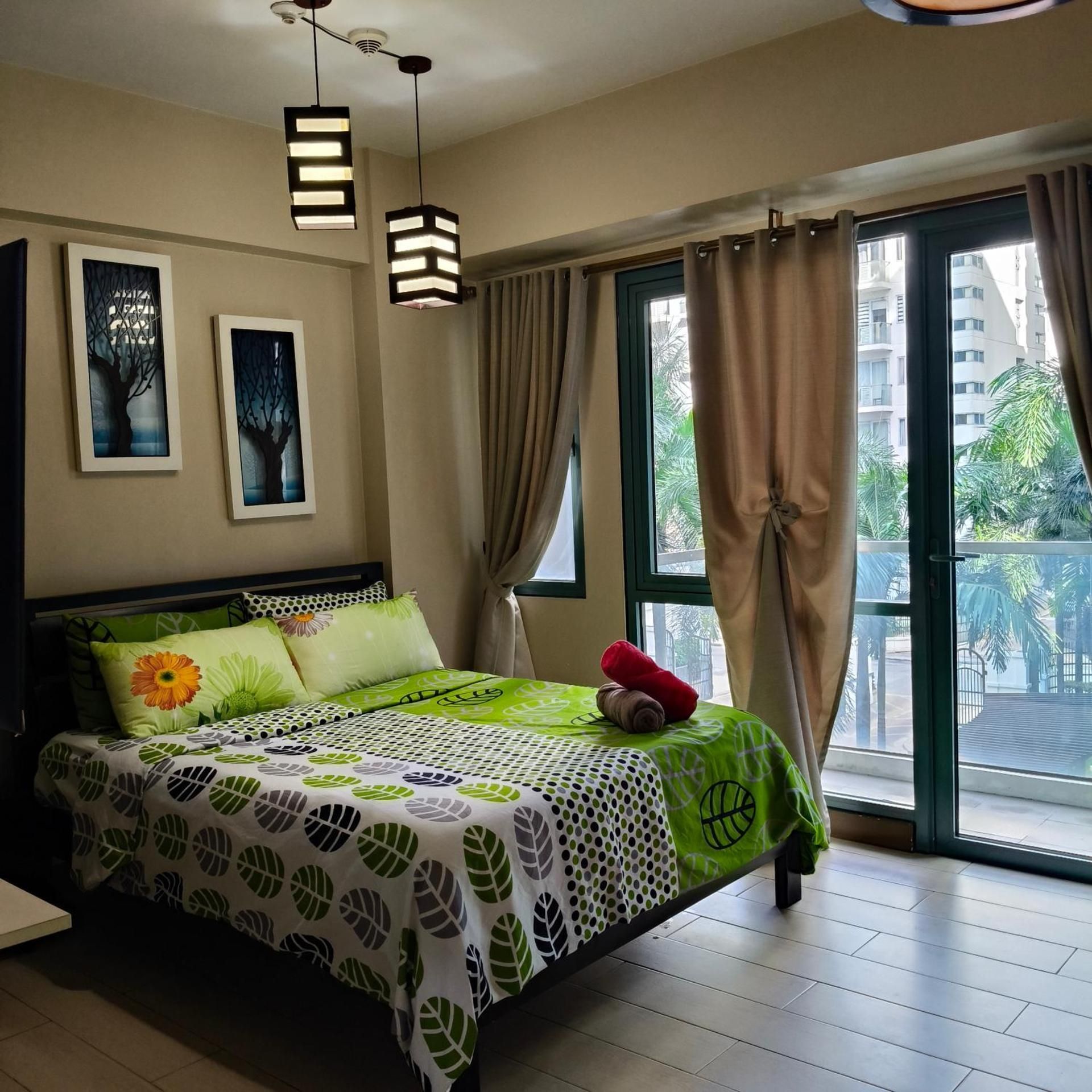 Queen Room with Balcony