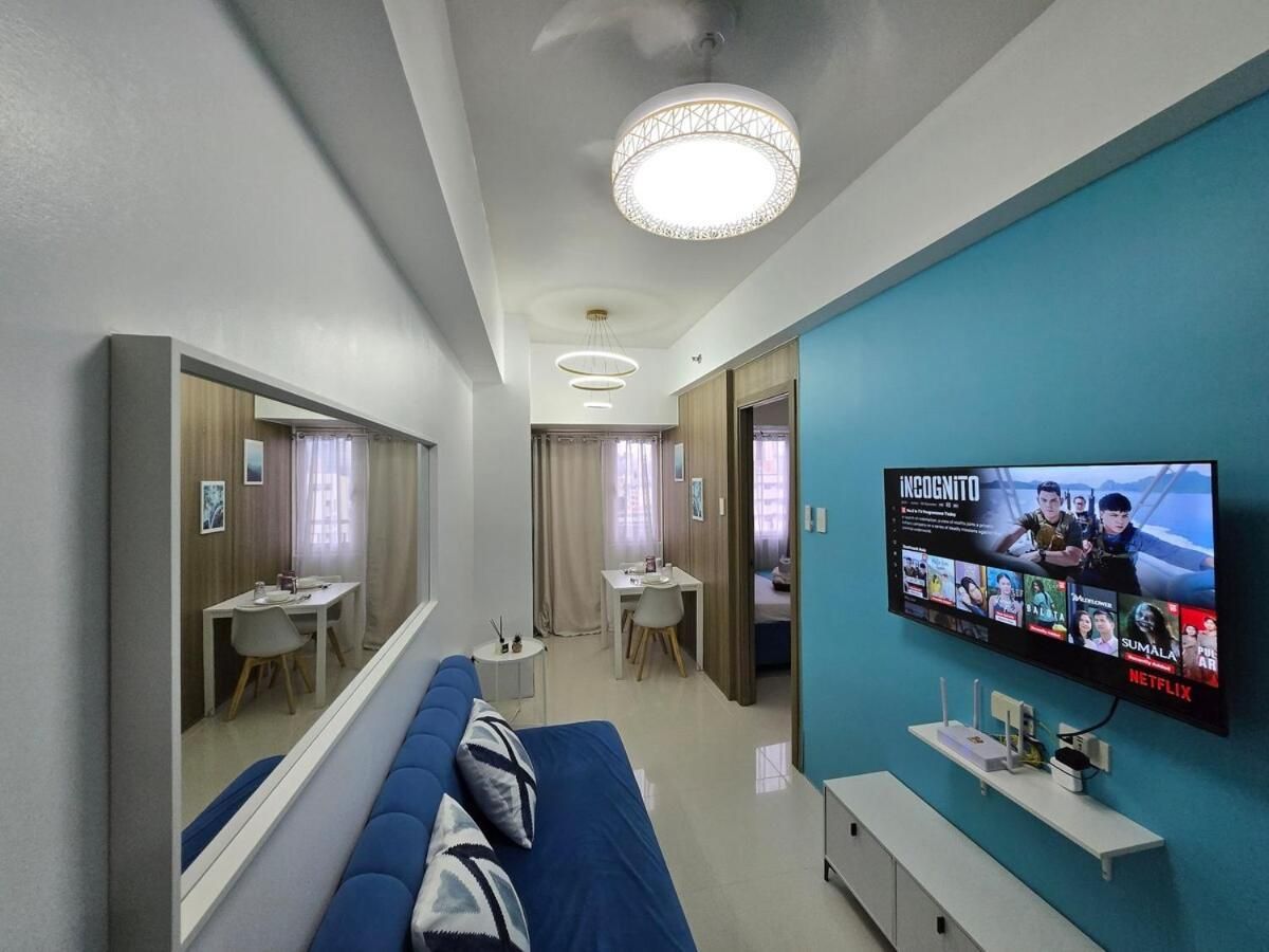 One-Bedroom Apartment With City View