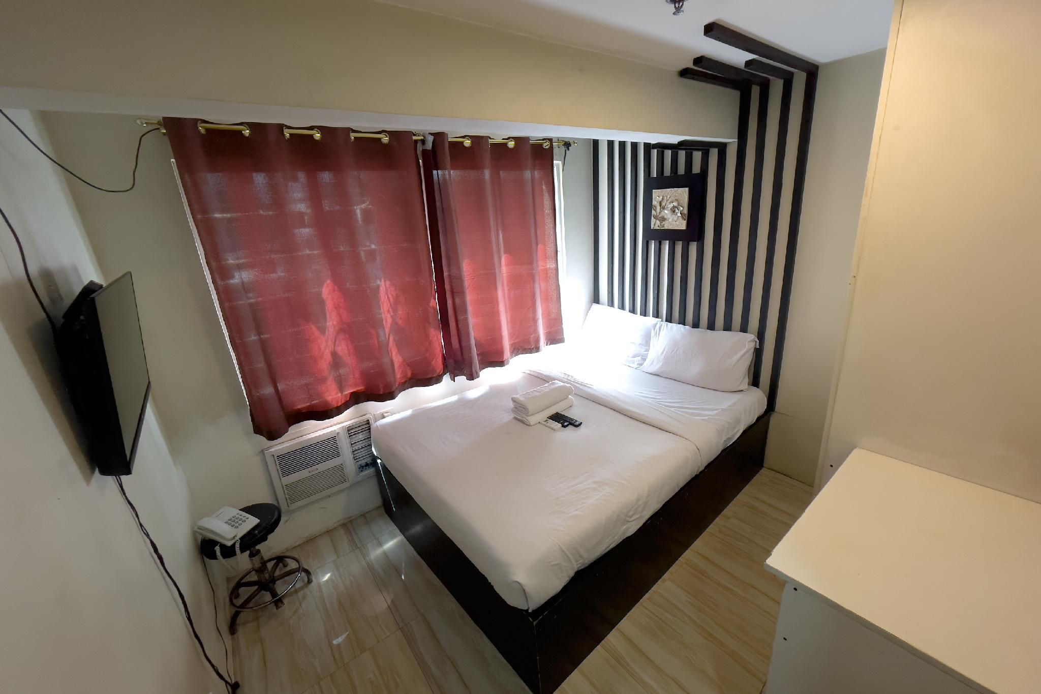 Jardin Oriental Suites Ubelt Manila Double Room