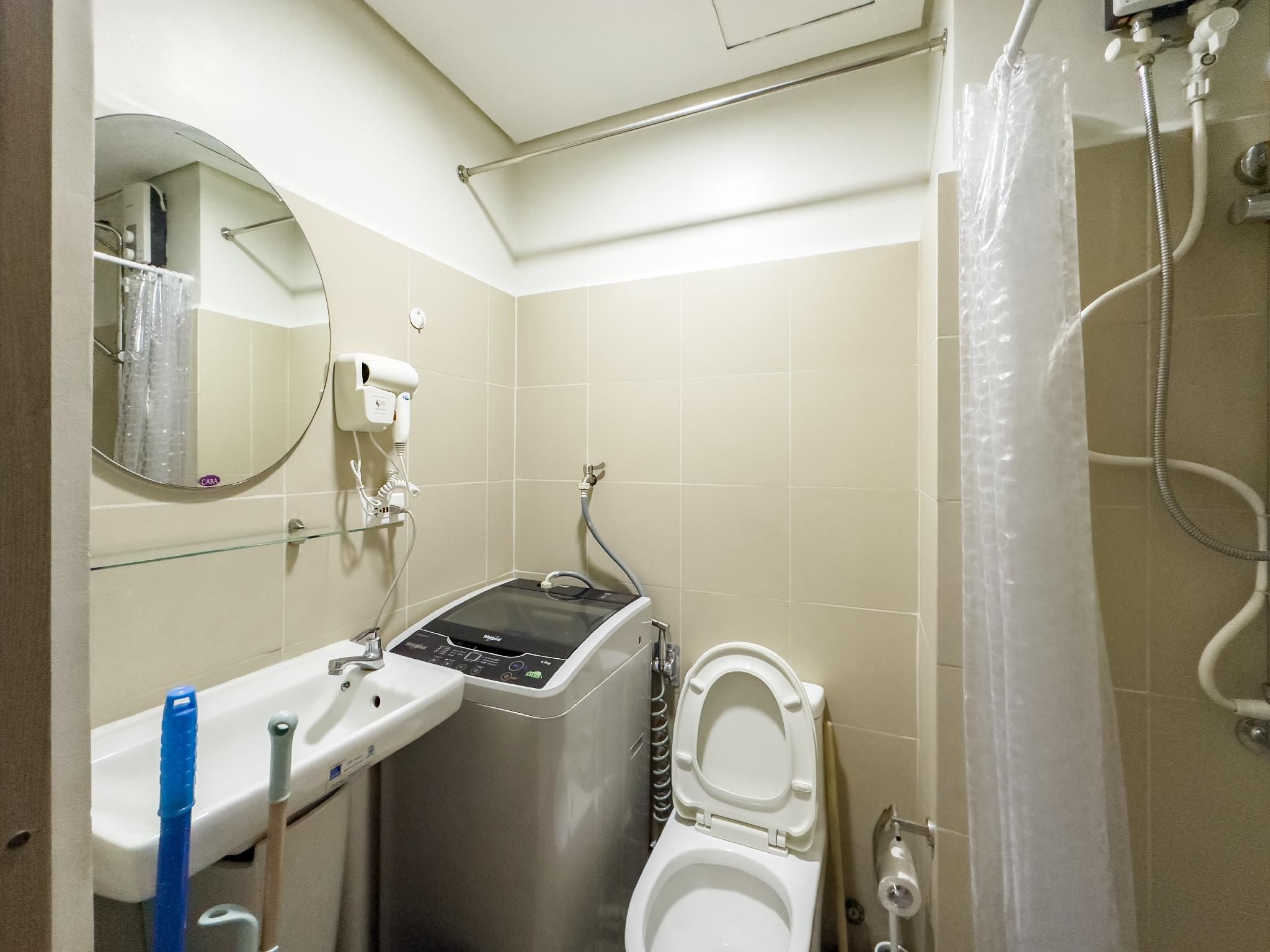 Muji Style - Standard One Bedroom with Balcony Facing MOA