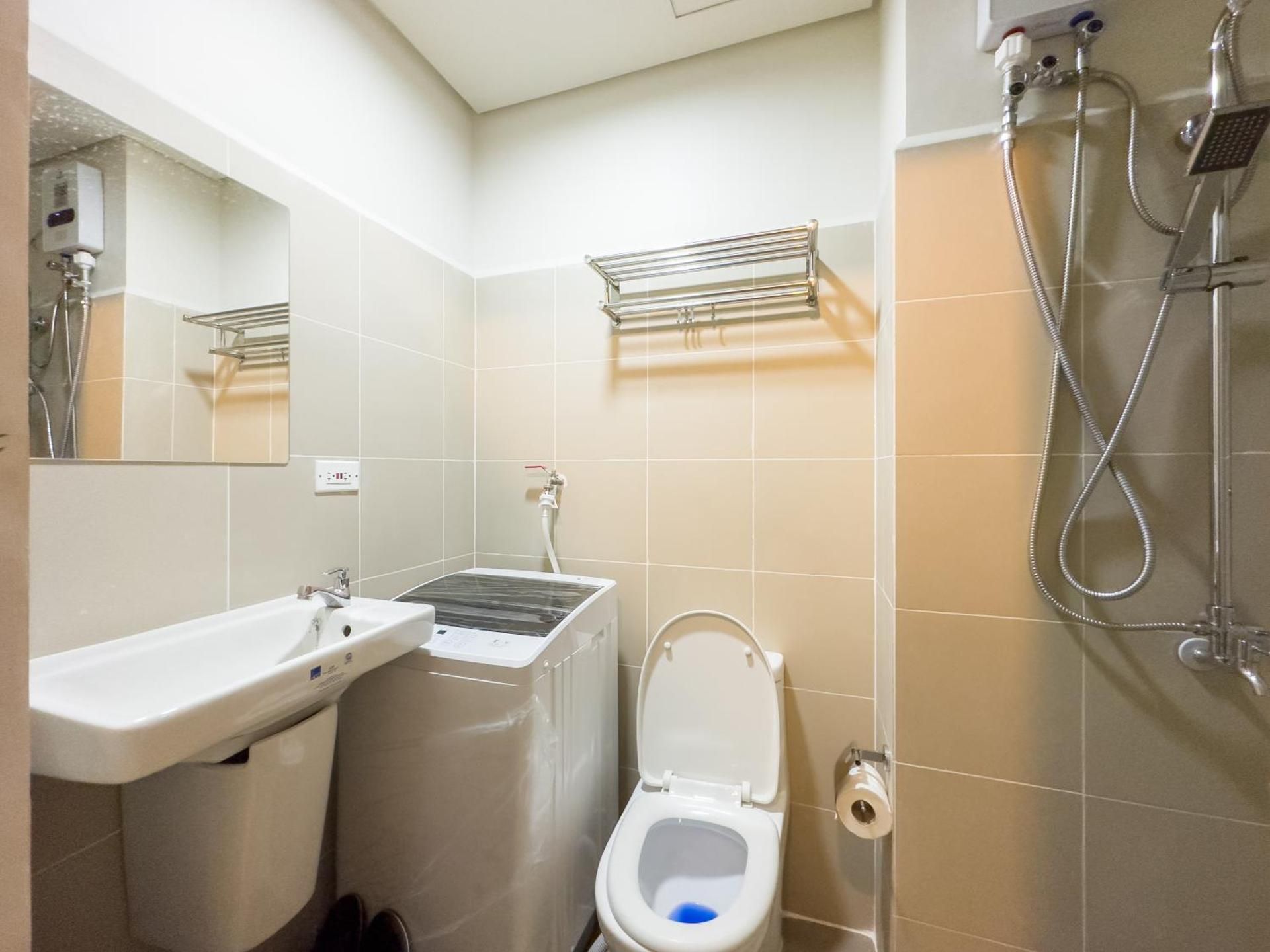 Modern Style | Deluxe One Bedroom With Balcony