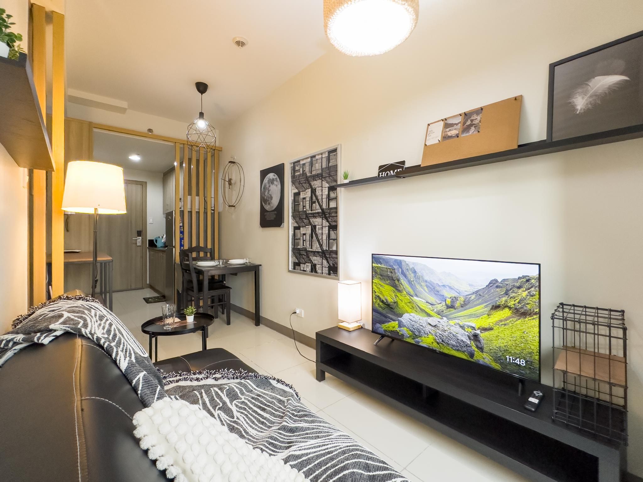 Modern Style | Standard Family Suite One Bedroom With Balcony