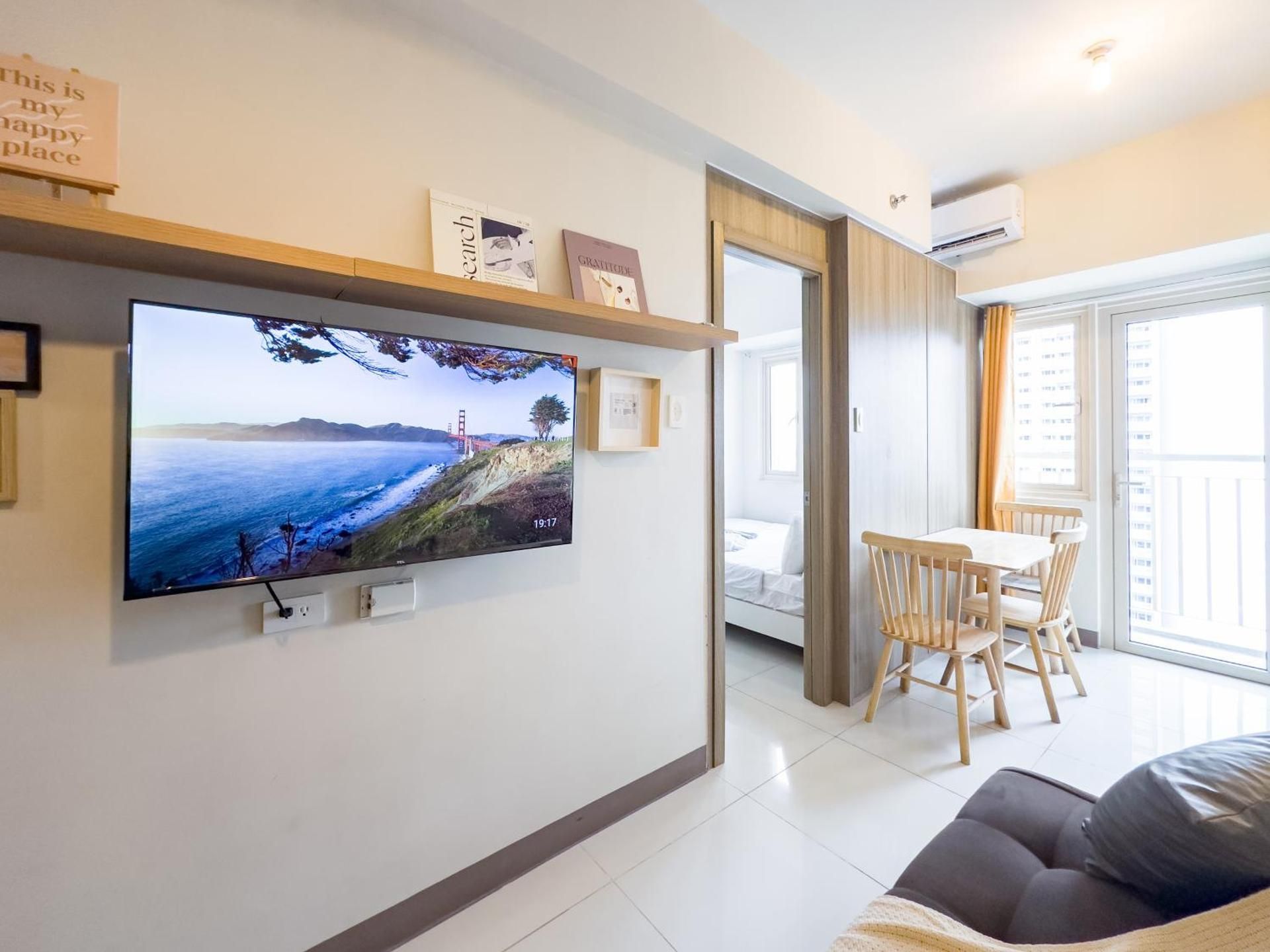 Muji Style | Standard One Bedroom With Balcony