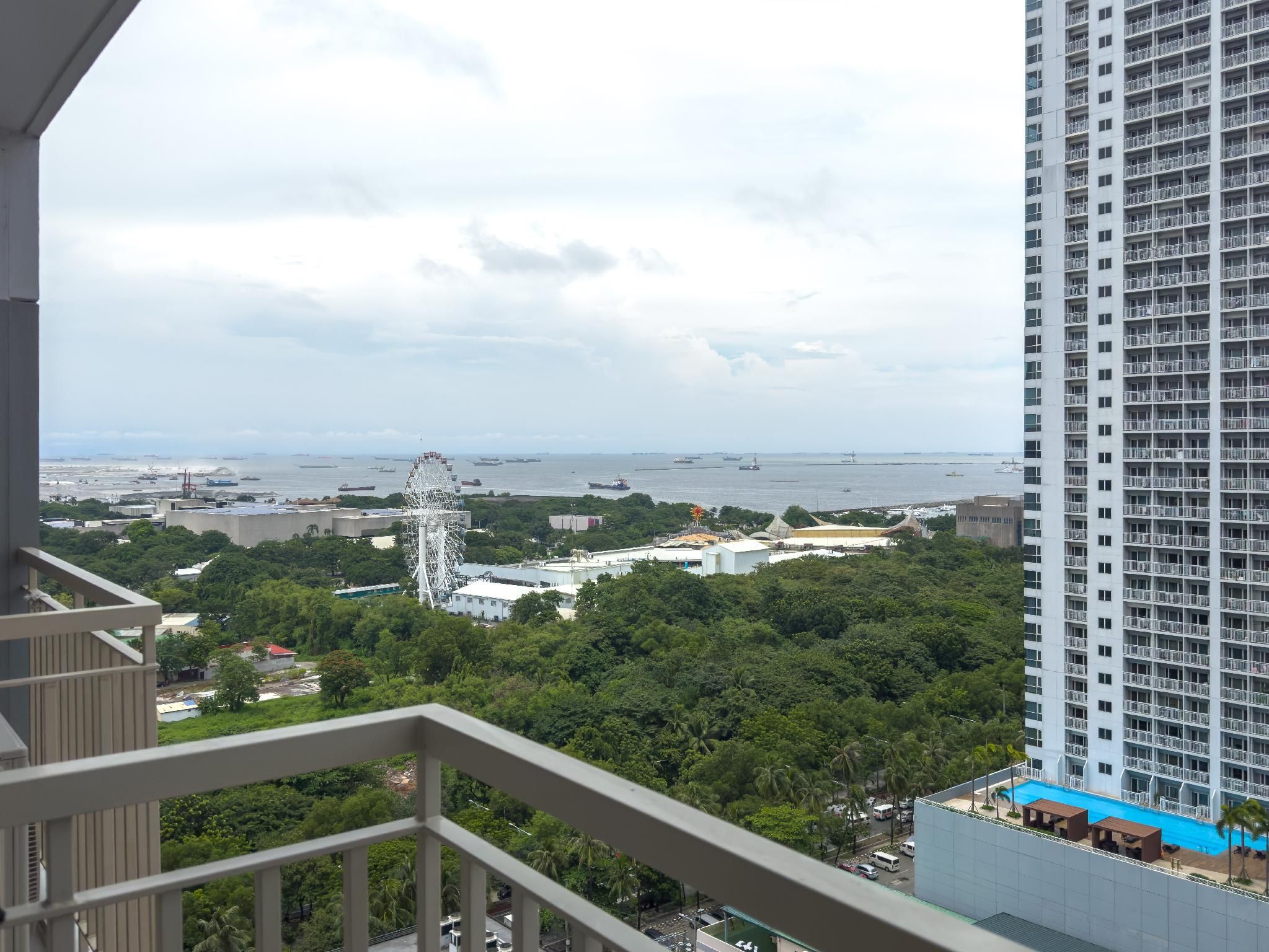 Muji Style | Standard One Bedroom With Balcony