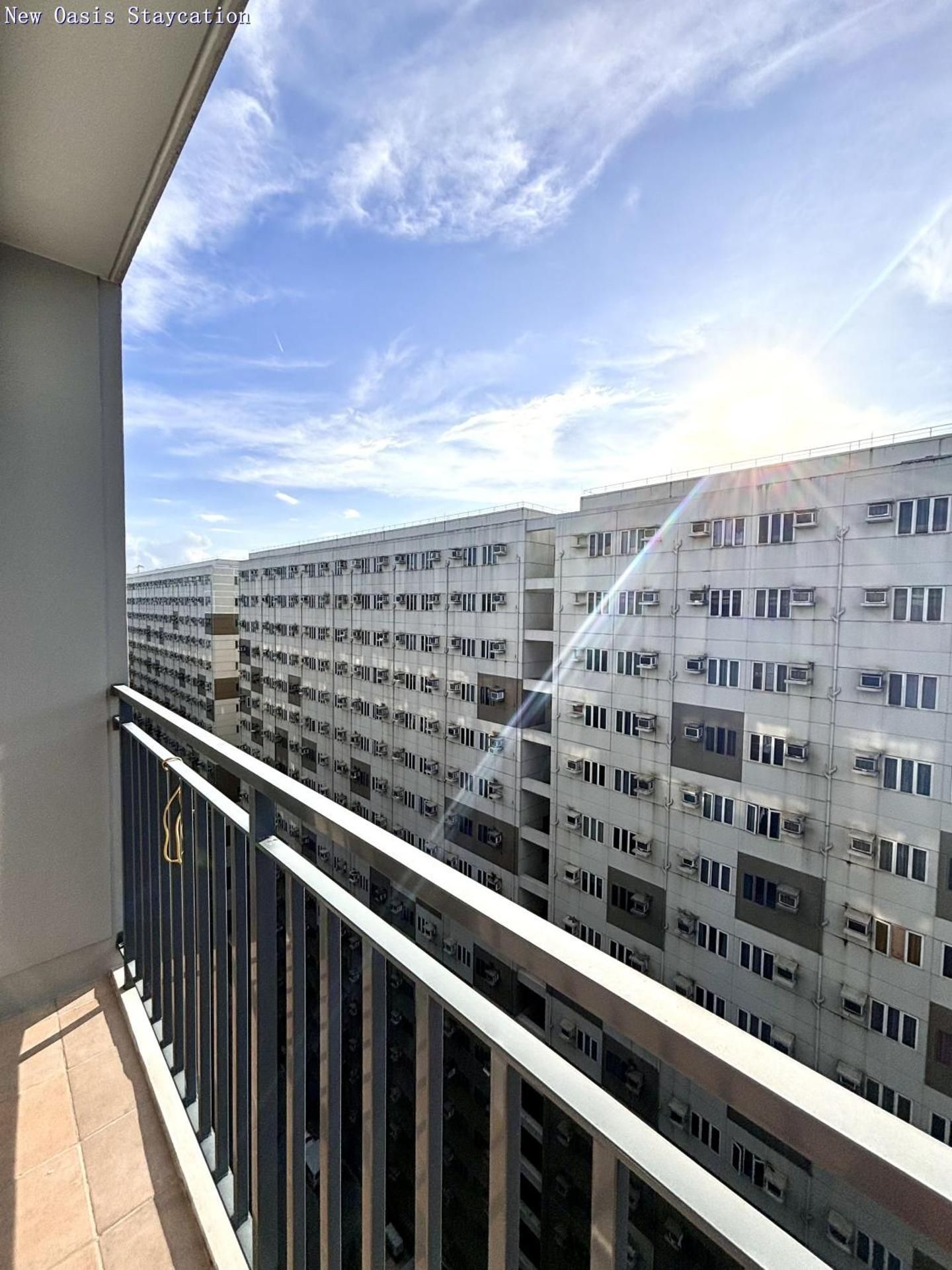 One-Bedroom Apartment with Balcony