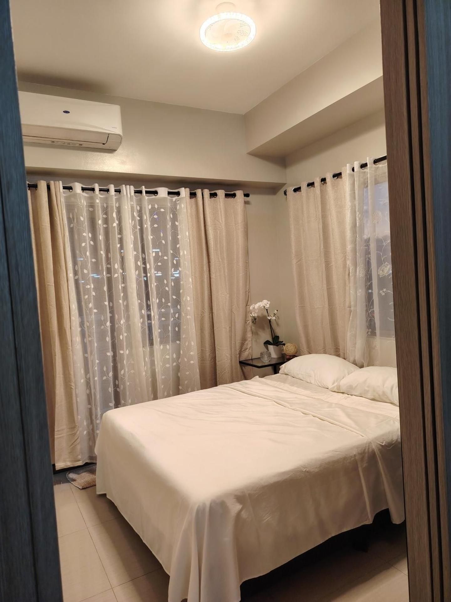 Family Two-Bedroom Apartment with View