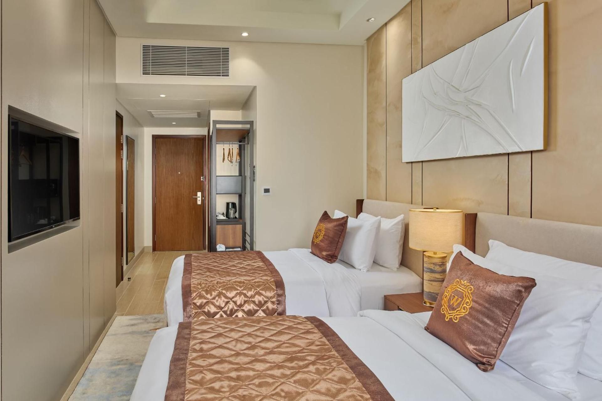 Standard Twin With Free Scheduled Airport Shuttle Service