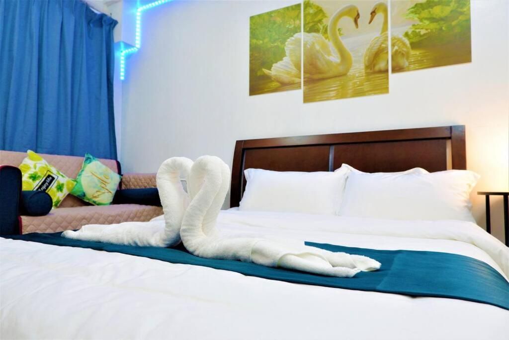 Philippine International Convention Center 676 DYNASTEL SHORE One-Bedroom Apartment