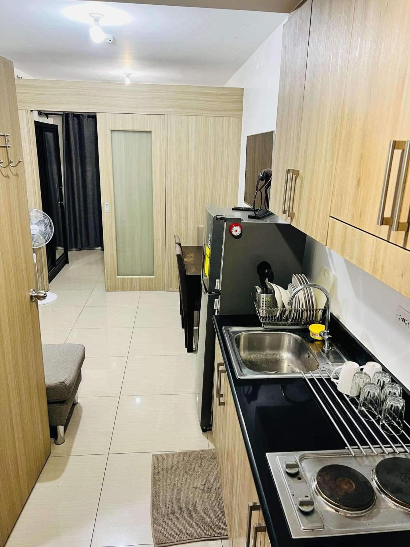 One-Bedroom Apartment with Balcony