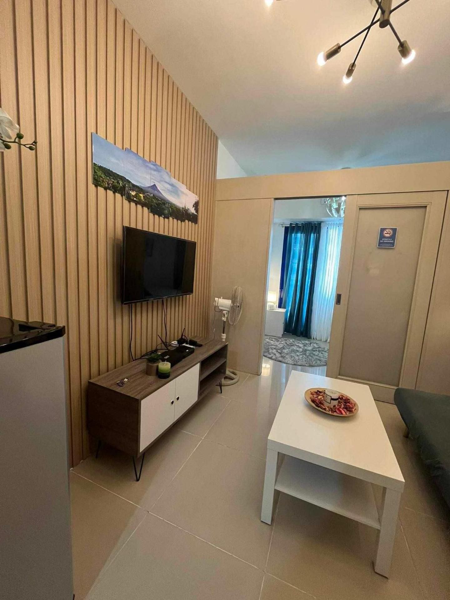 Studio with Balcony