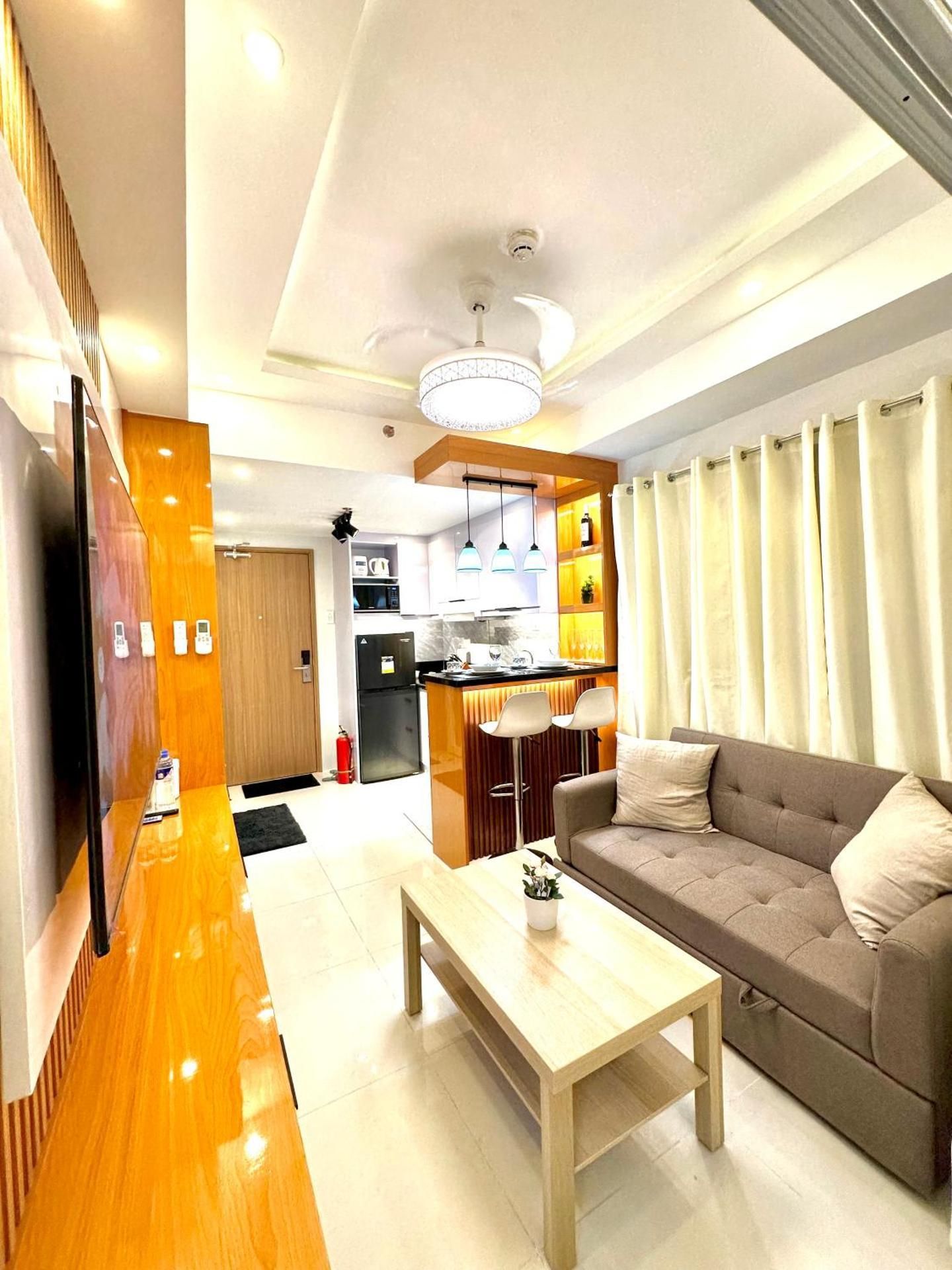 Suite with City View