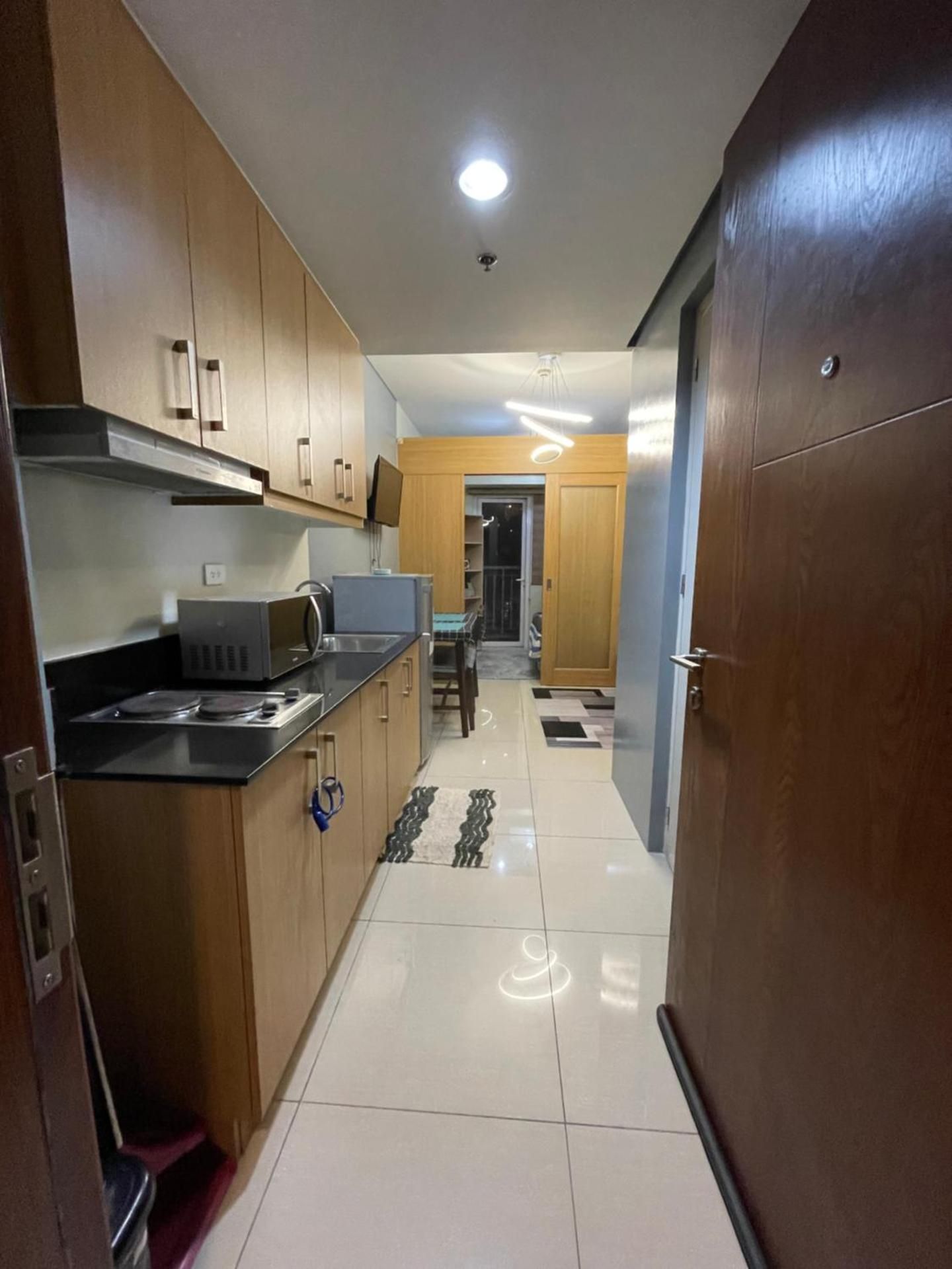 Amour Staycation Shell residences 