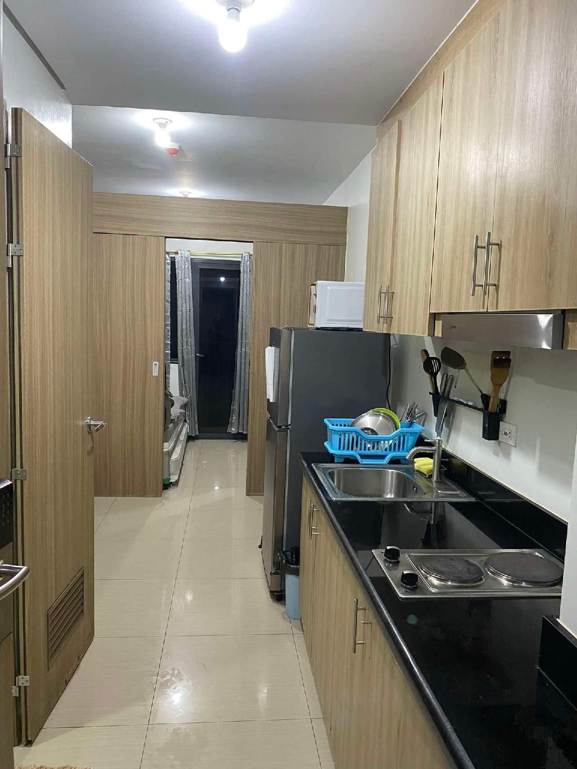 Manila bay Shore near MOA Airport SMX PICC WTC Family Room