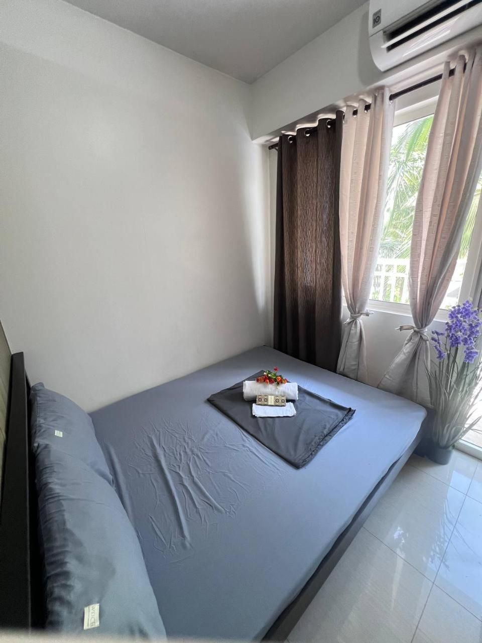 Unistay SHORE Residence amazing pool view Apartment with Pool View