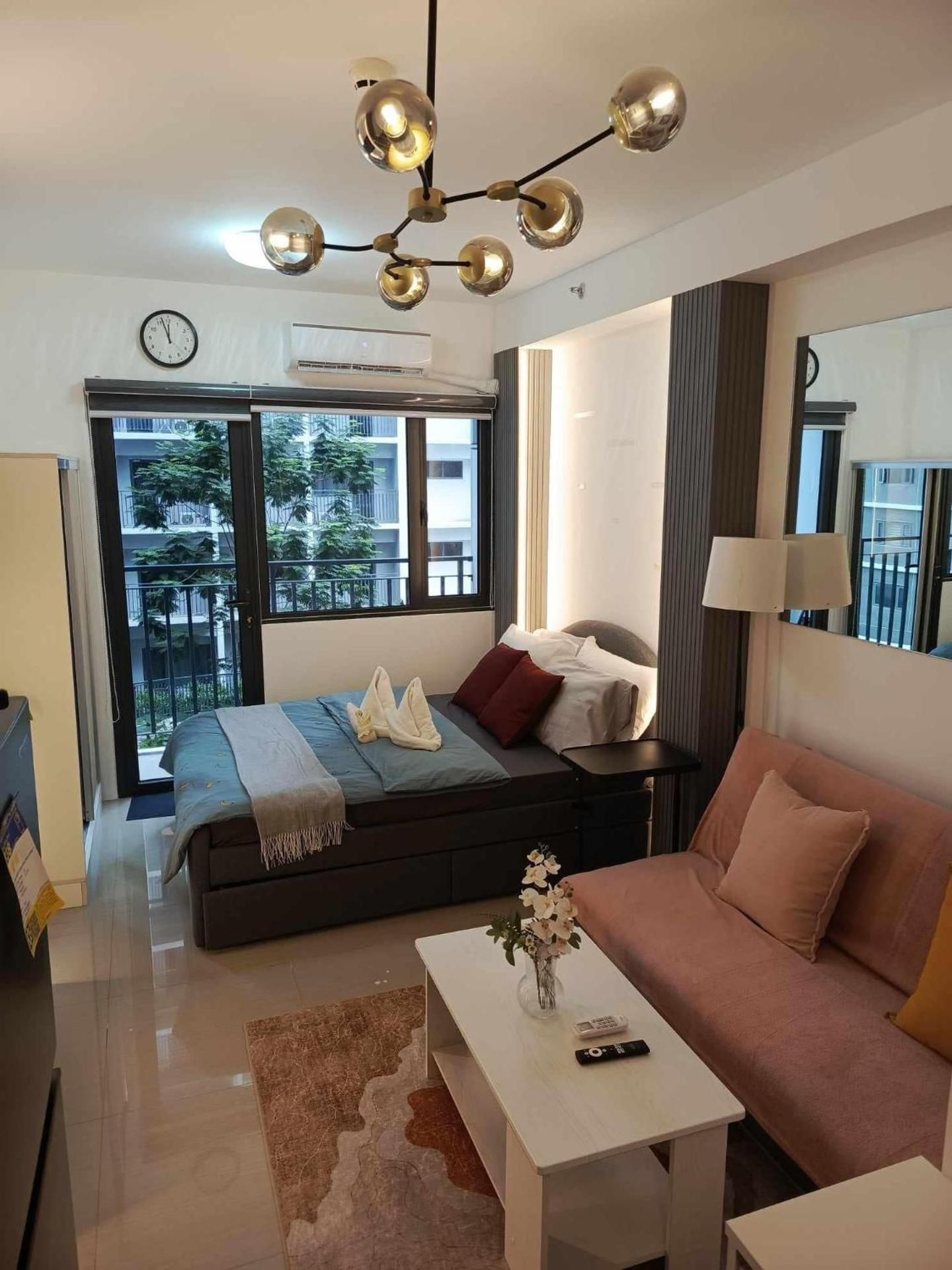Studio with Balcony