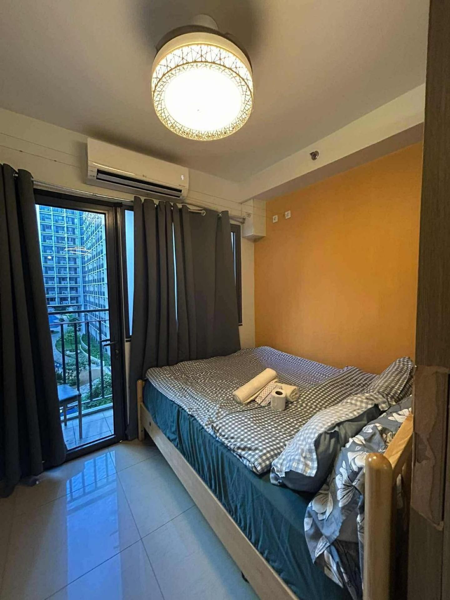 Superior One-Bedroom Apartment