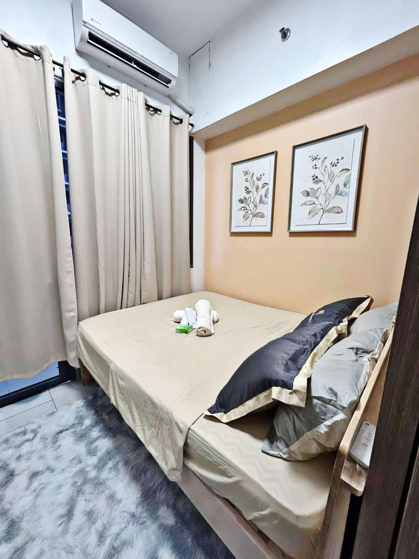 One-Bedroom Family Apartment