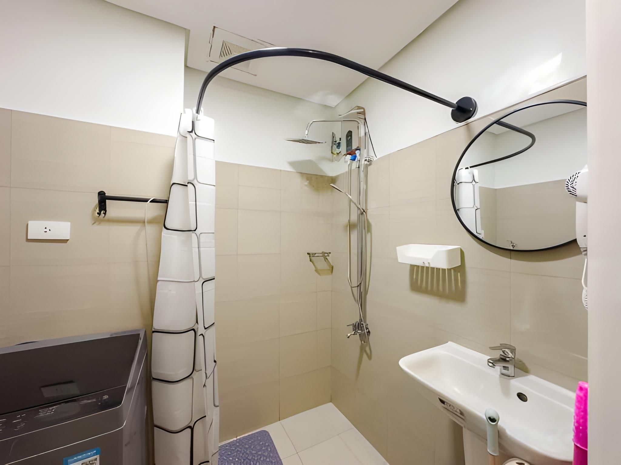 Minimalist Style - Superior Suite with Balcony