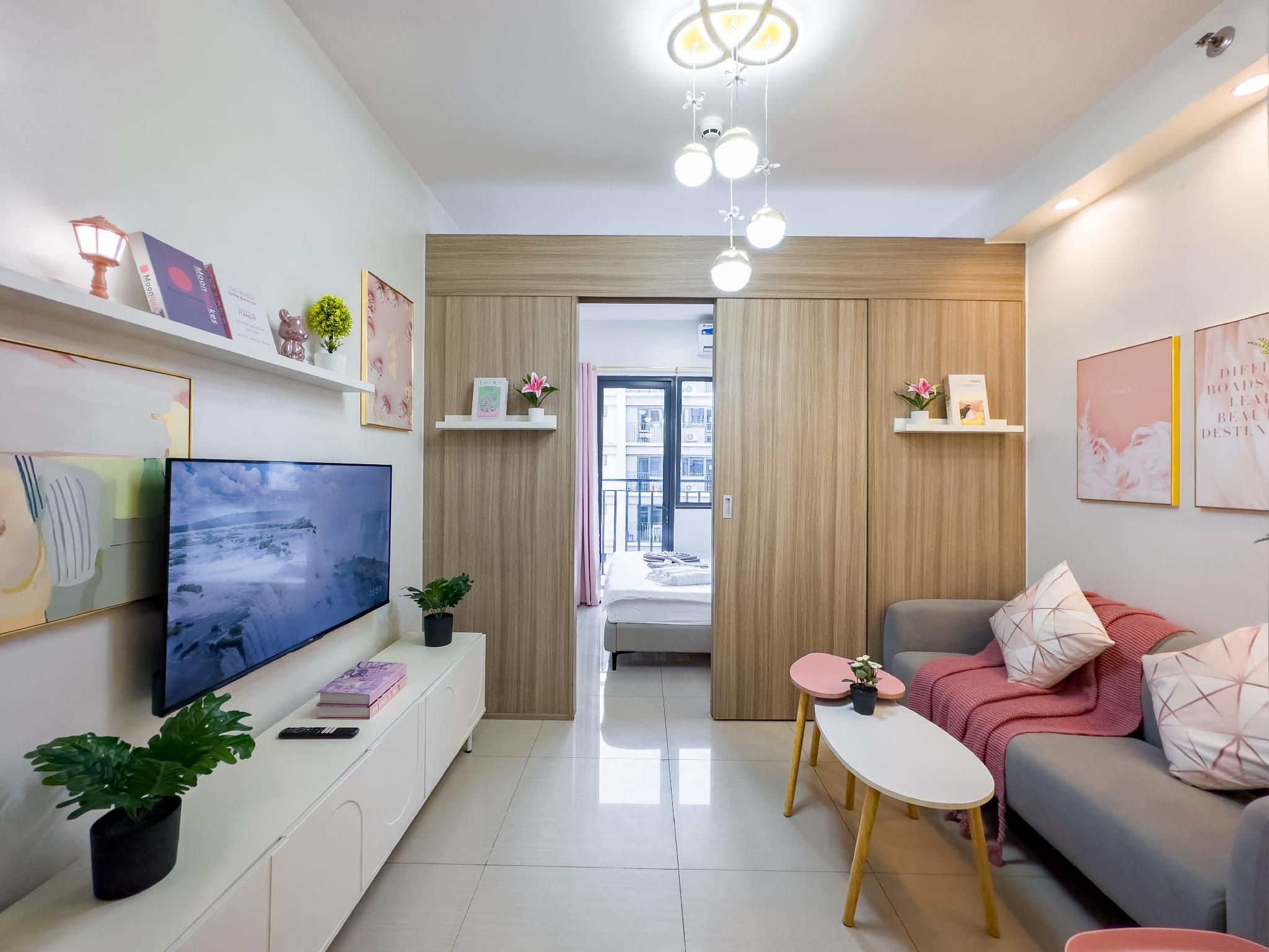 Romantic Style - Premium Suite with Balcony