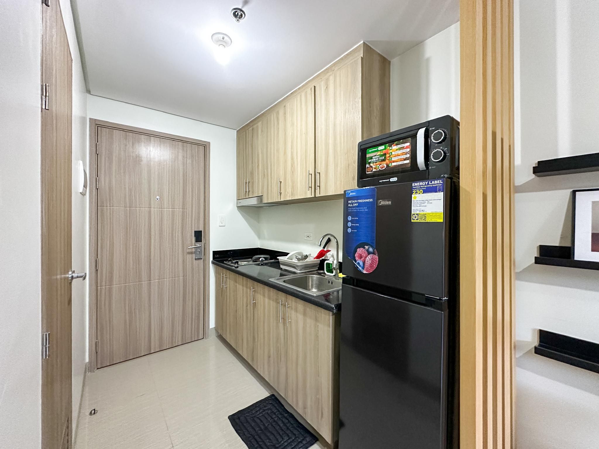 Minimalist Style | Deluxe One Bedroom With Balcony