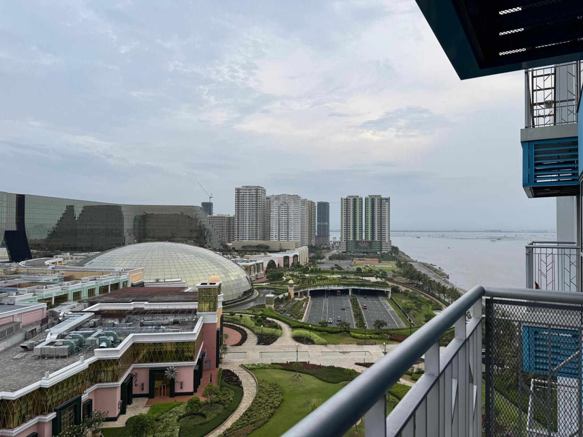 Junior Suite with Garden View