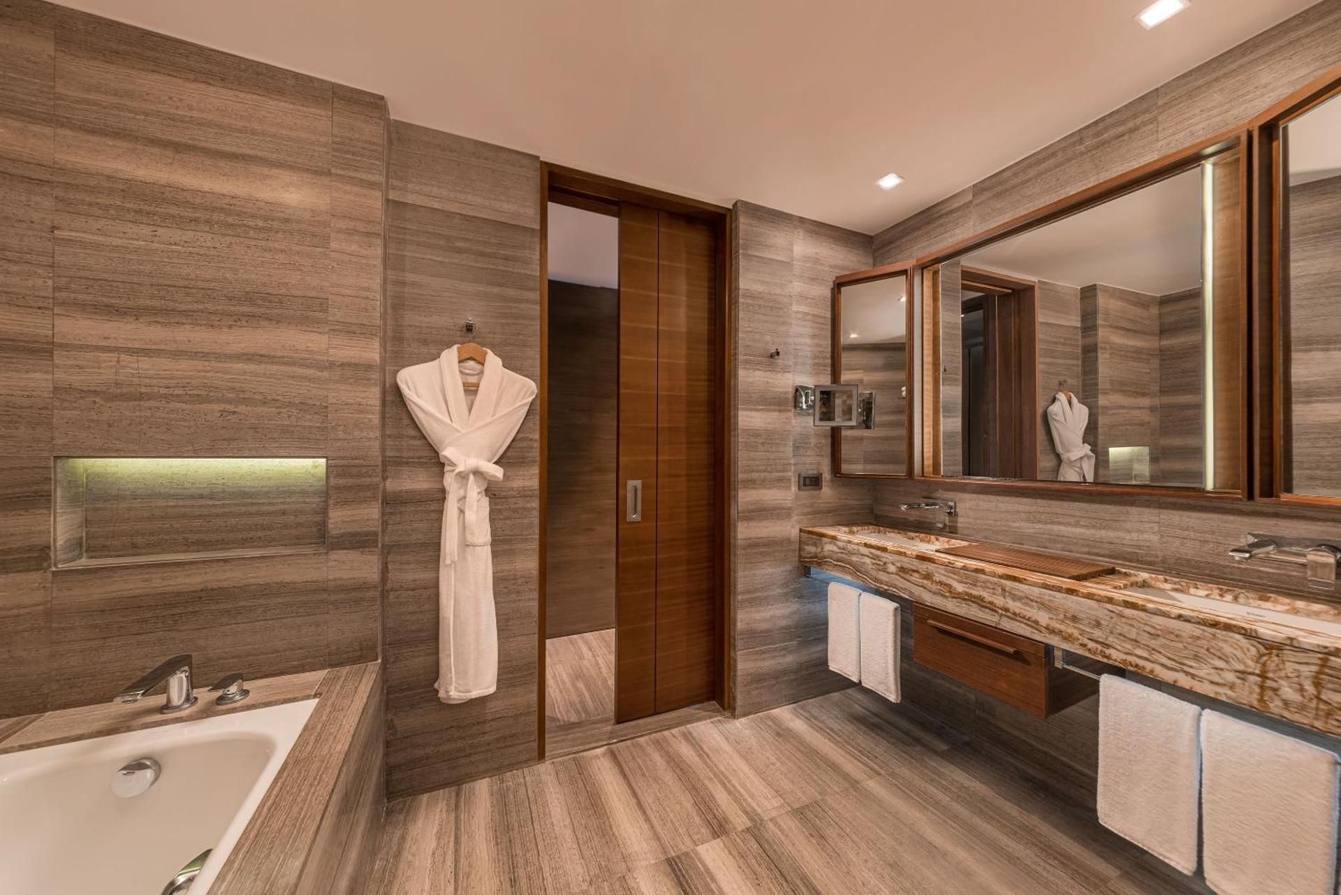 Continental Premier Room