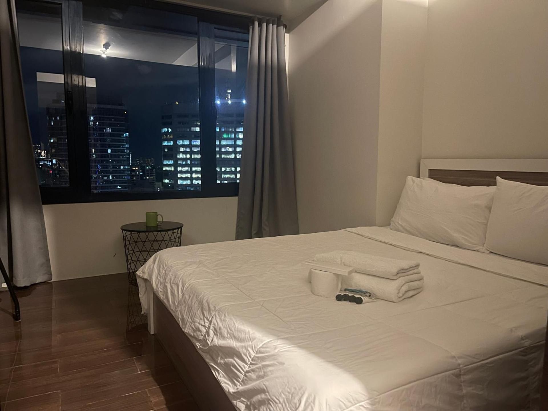 One-Bedroom Apartment - Non-Smoking