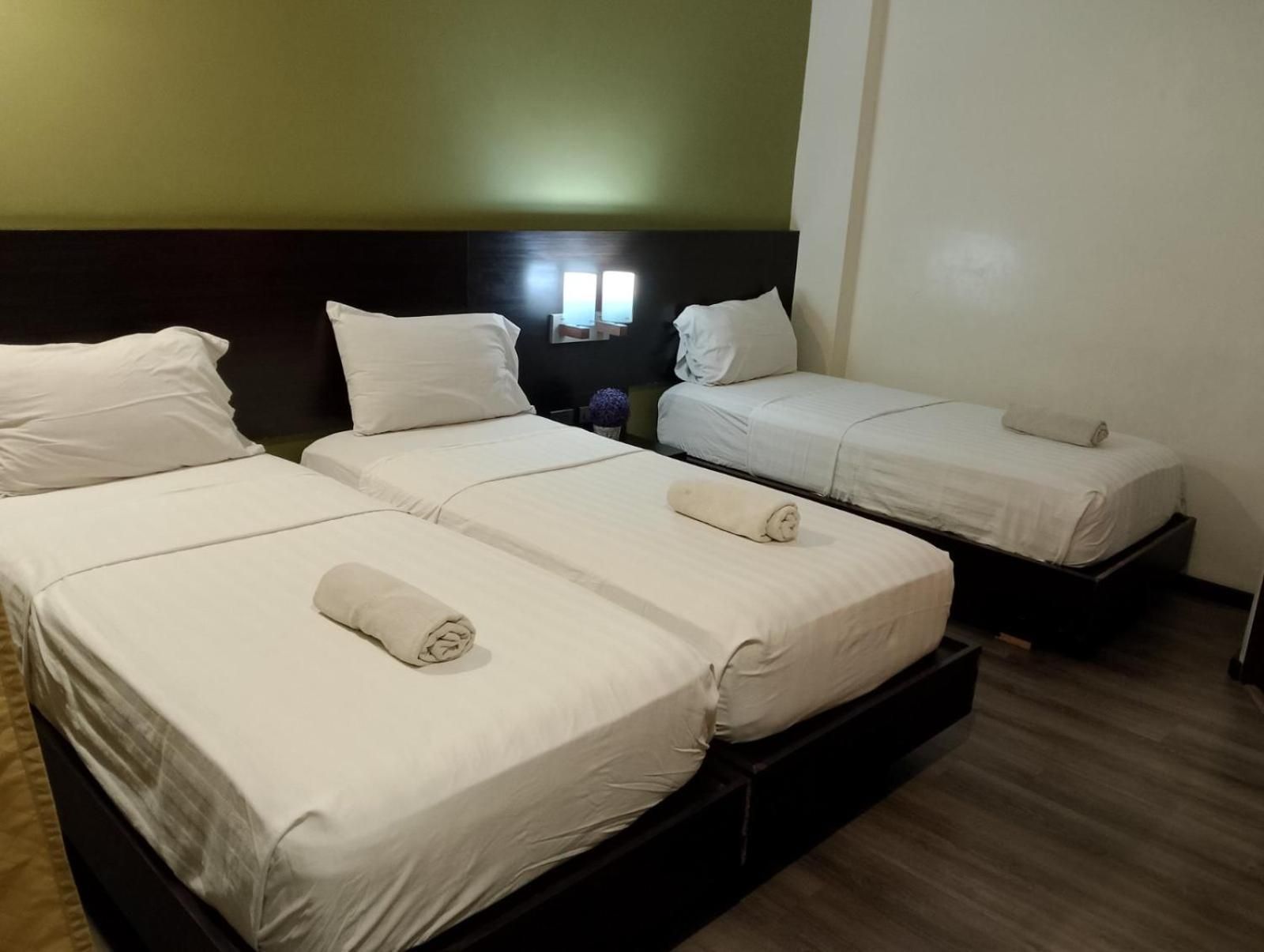 Deluxe Triple Room