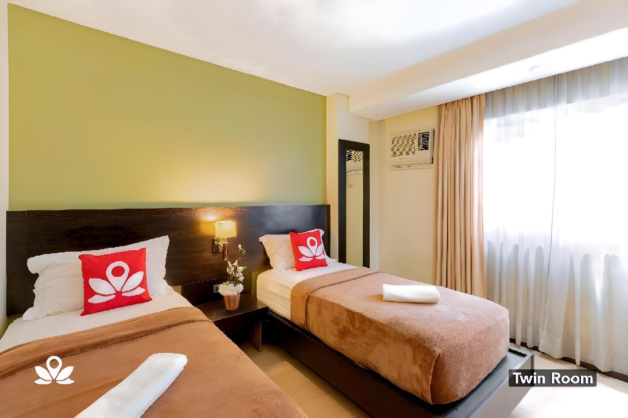 Standard Twin - 2 Single Beds, Non-Smoking