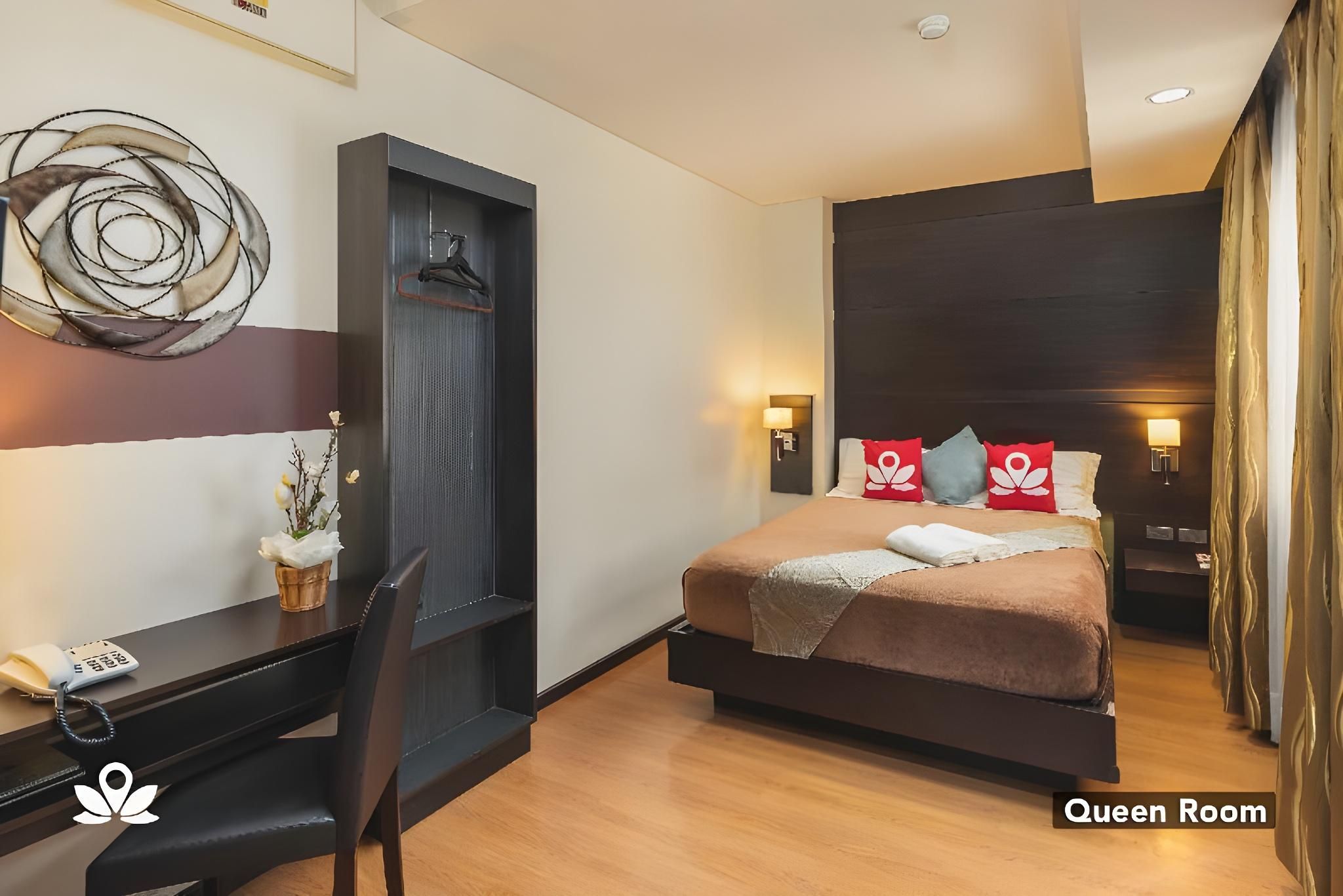 Queen Room