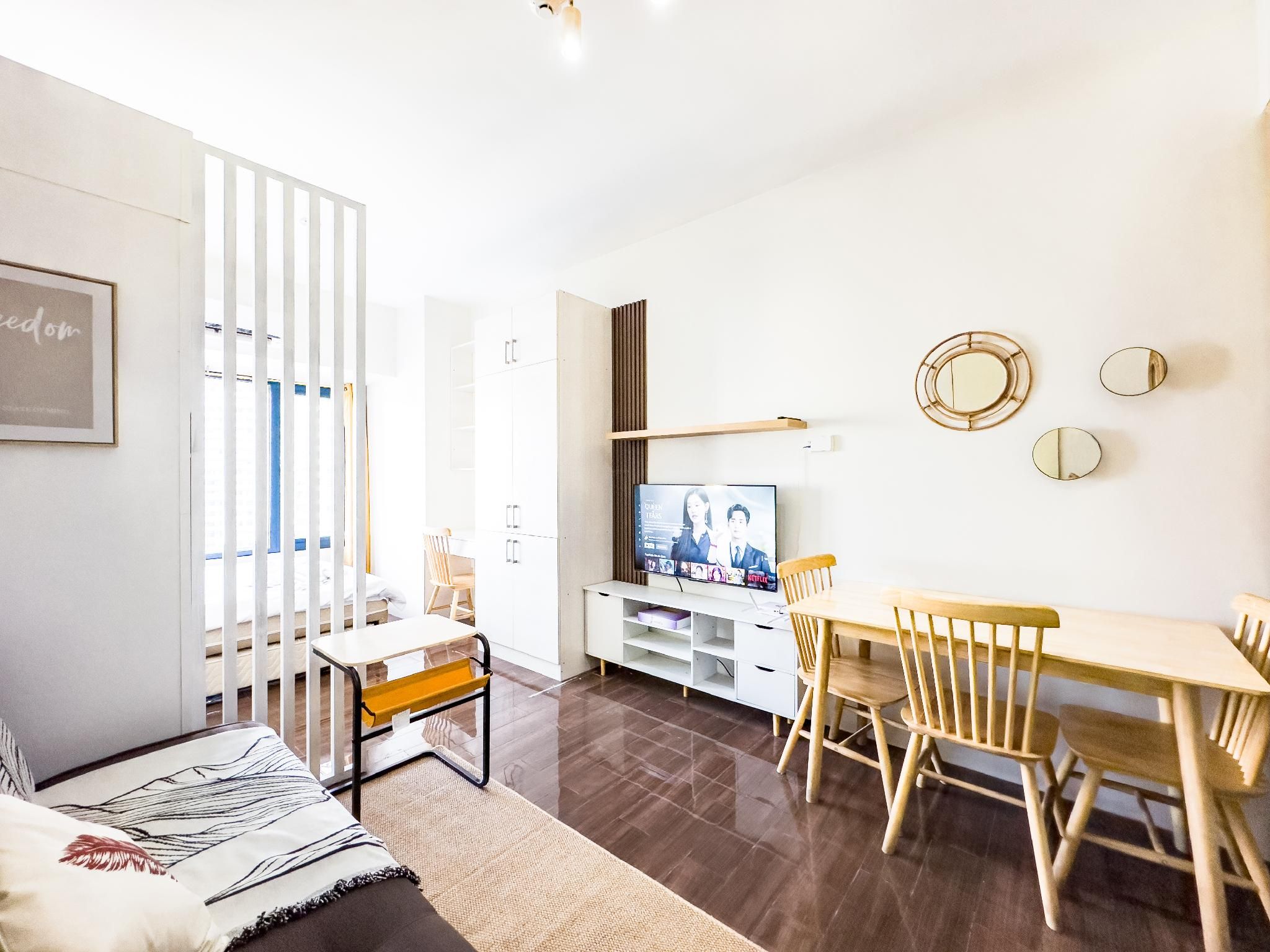 Muji Style Deluxe One Bedroom Facing CBD