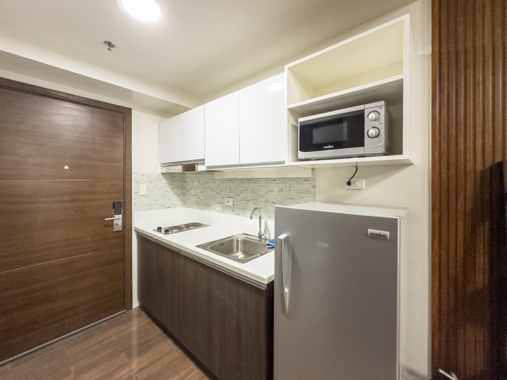 Sunny Home Style | Standard One Bedroom with City View