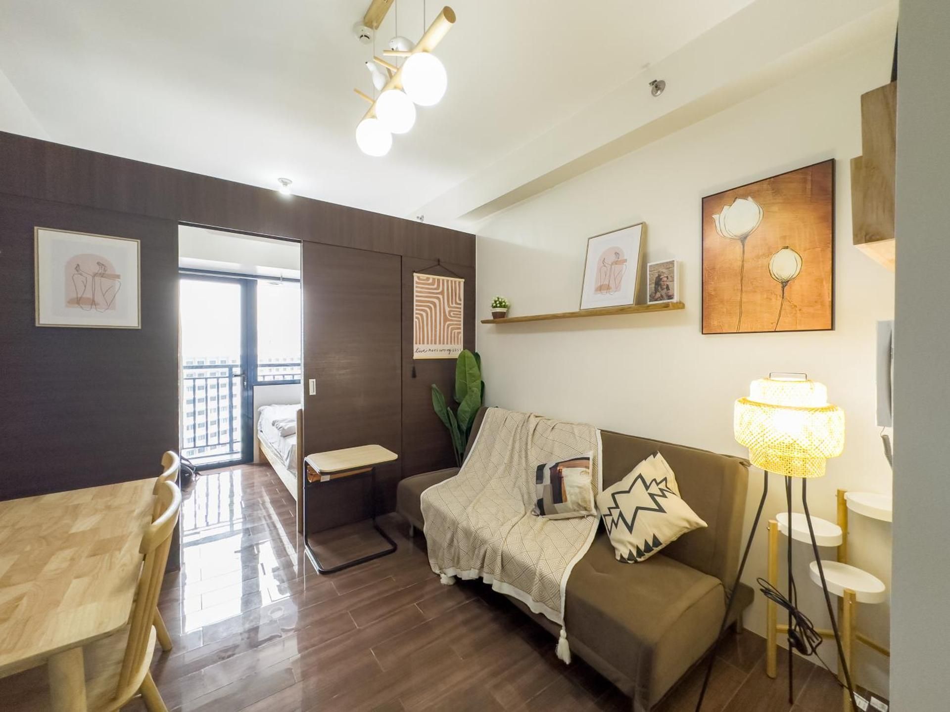 Wooden Style | Standard One Bed Room With Balcony Facing Pool