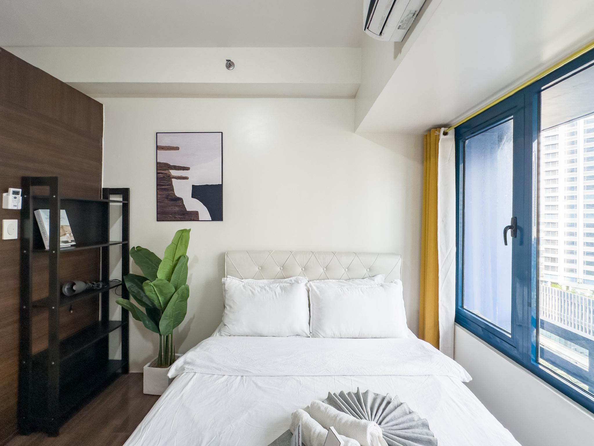 Designer Style | One Bedroom Facing CBD