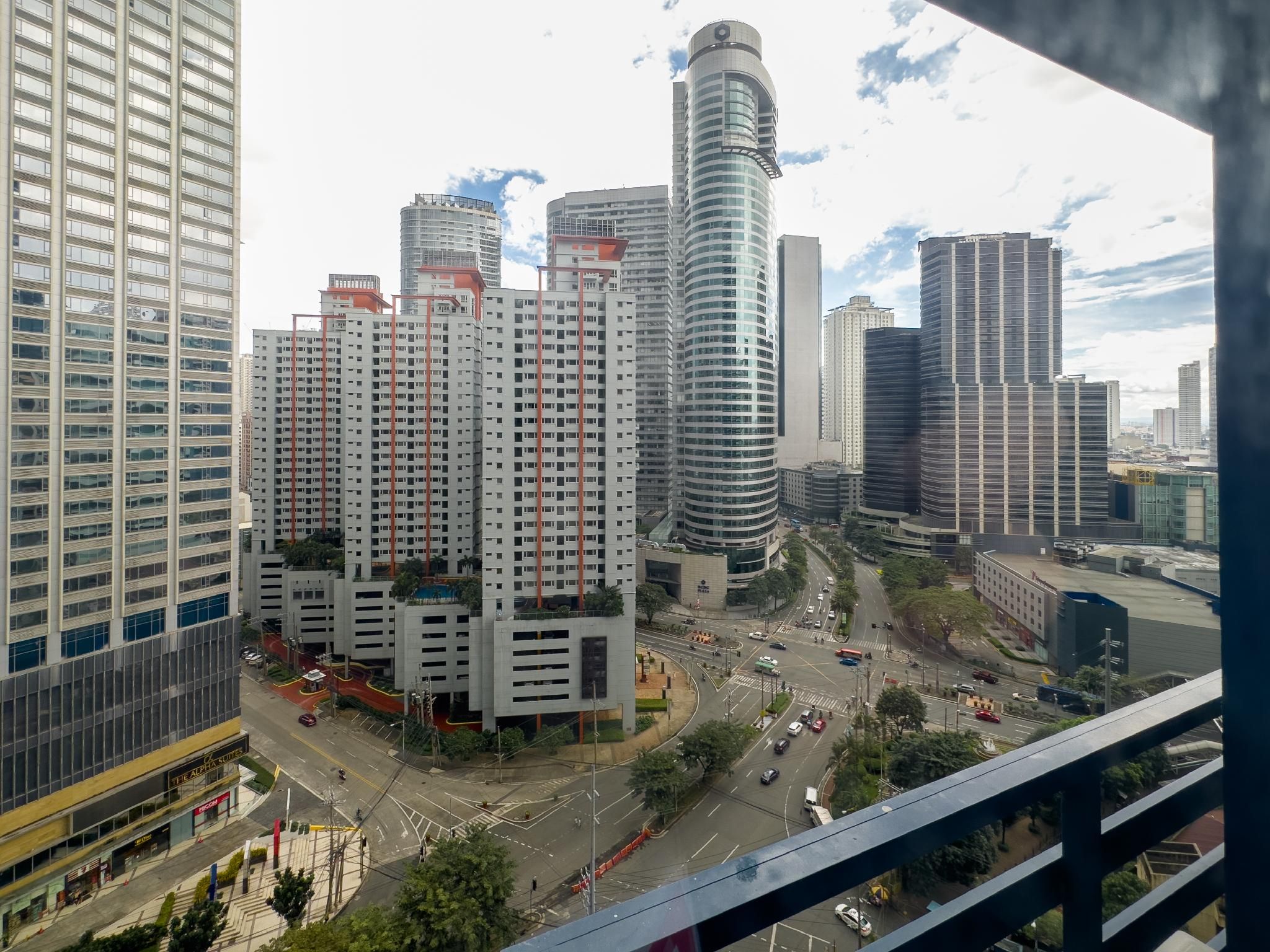 Light Luxury Style | One Bedroom Facing CBD