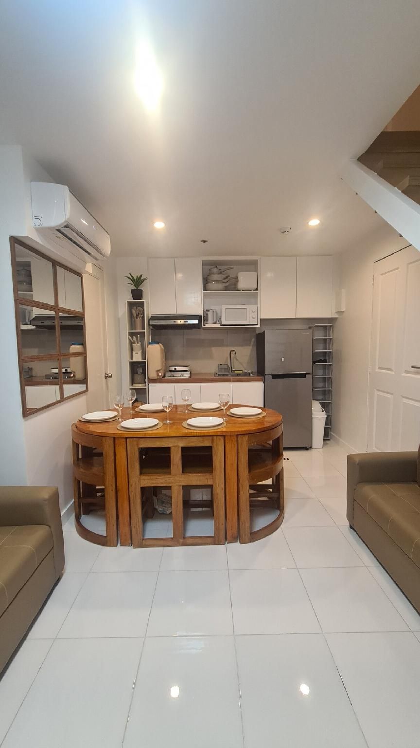 Two BR Unit for 8pax within Makati 