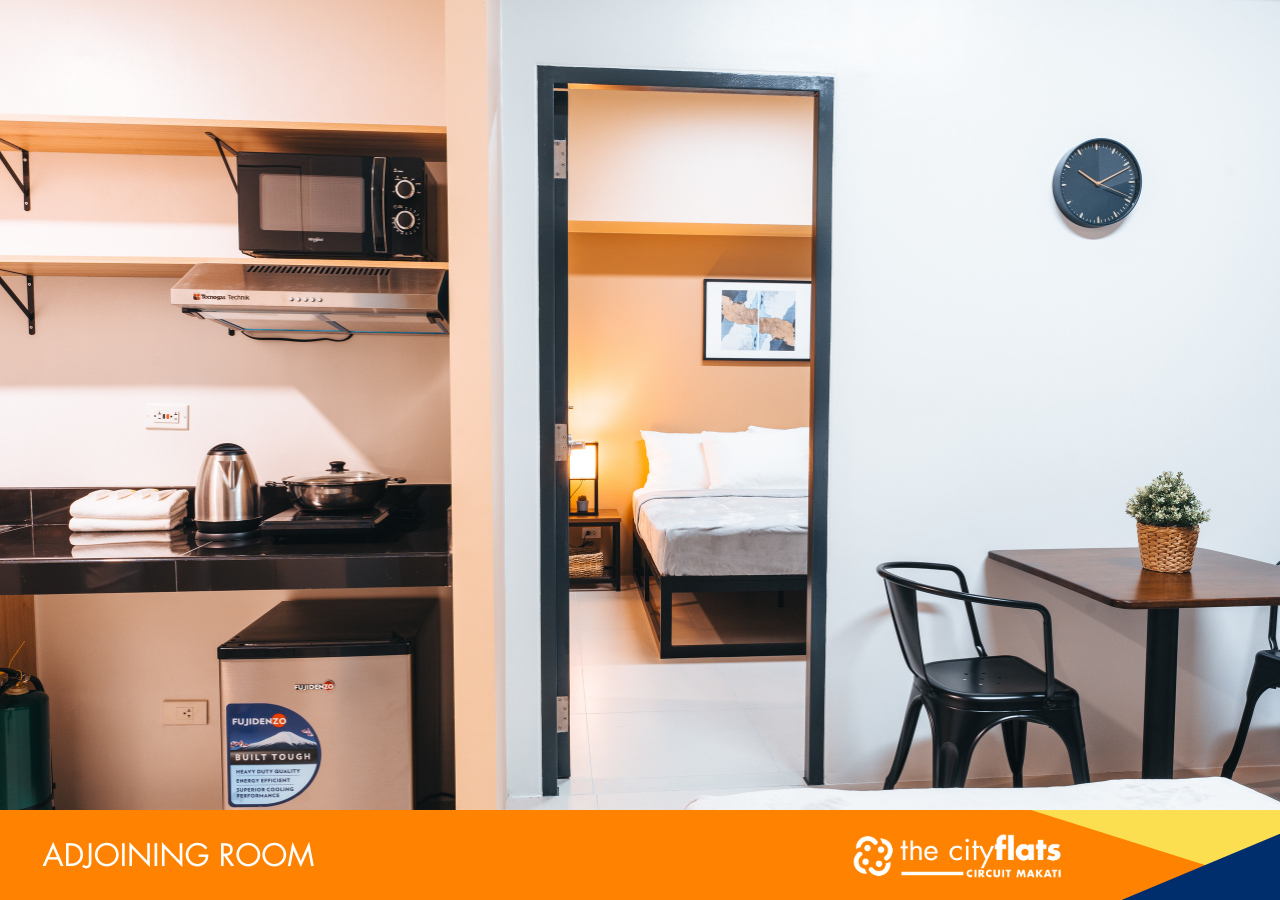 Adjoining 2 Twin Rooms for 4 People - Non-Smoking