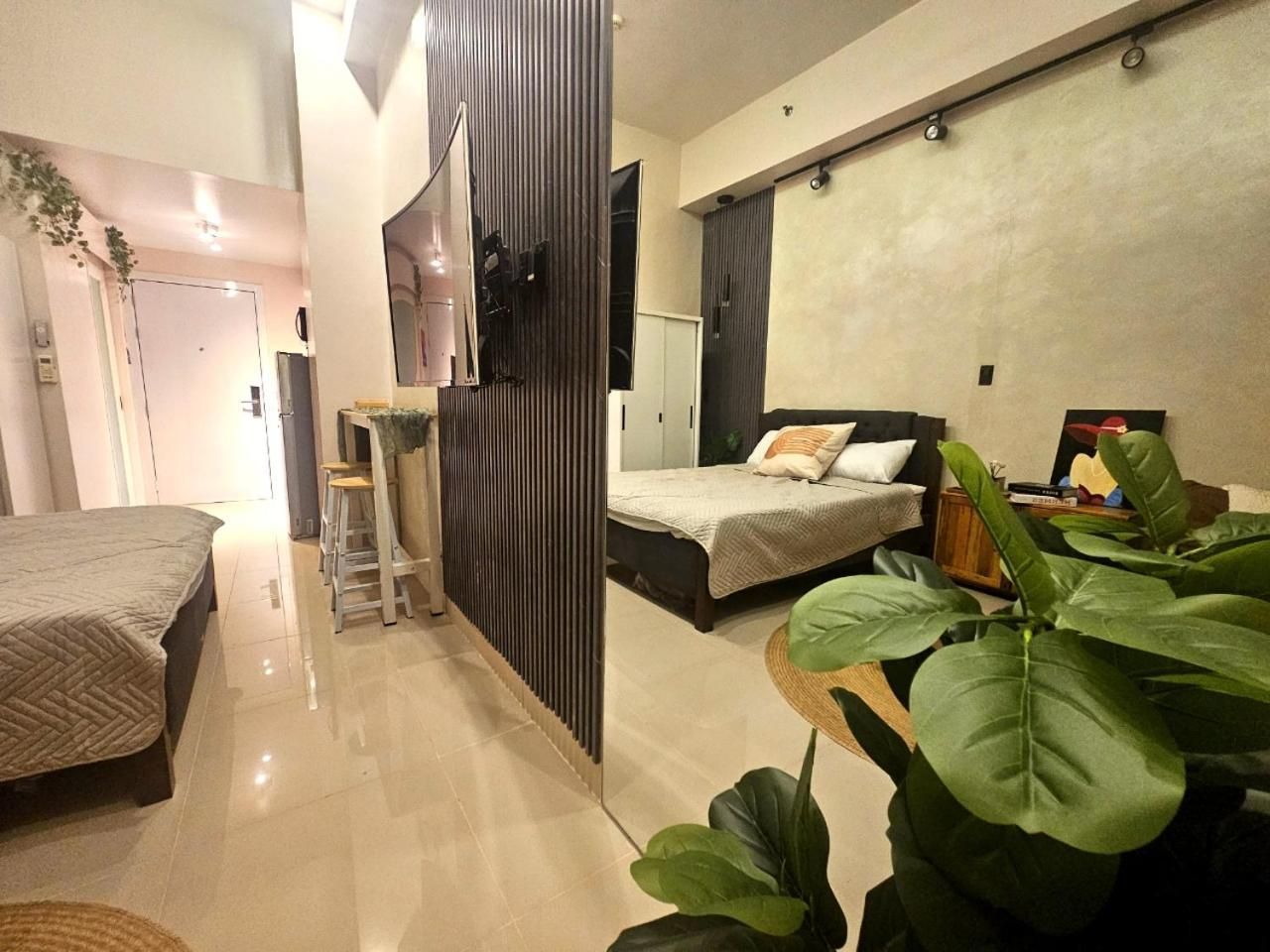Apartment with View and Balcony