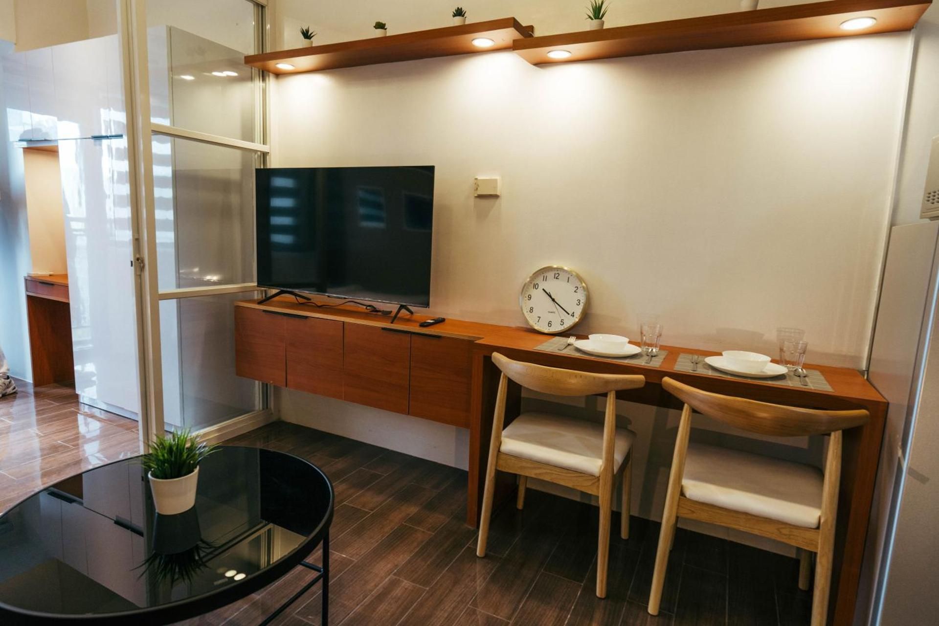 Suite with City View