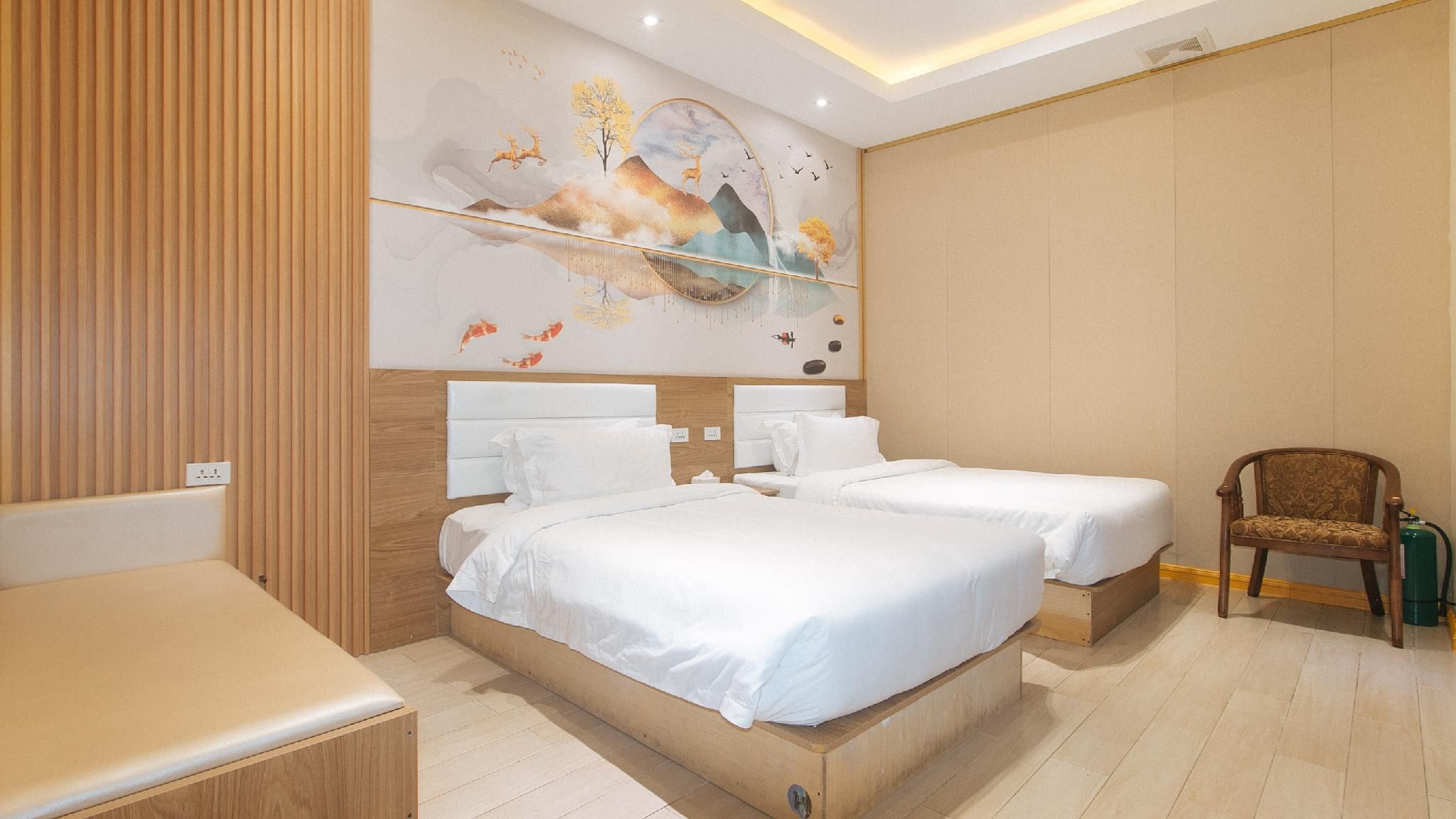 Standard Twin Room